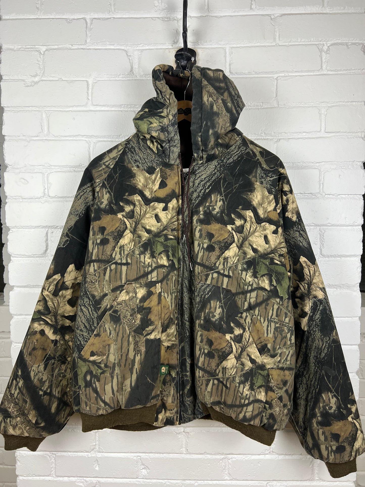 Vintage 90s Mossy Oak Break Up Camo Quilted Lined Insulated Hooded Bomber Jacket Size XL