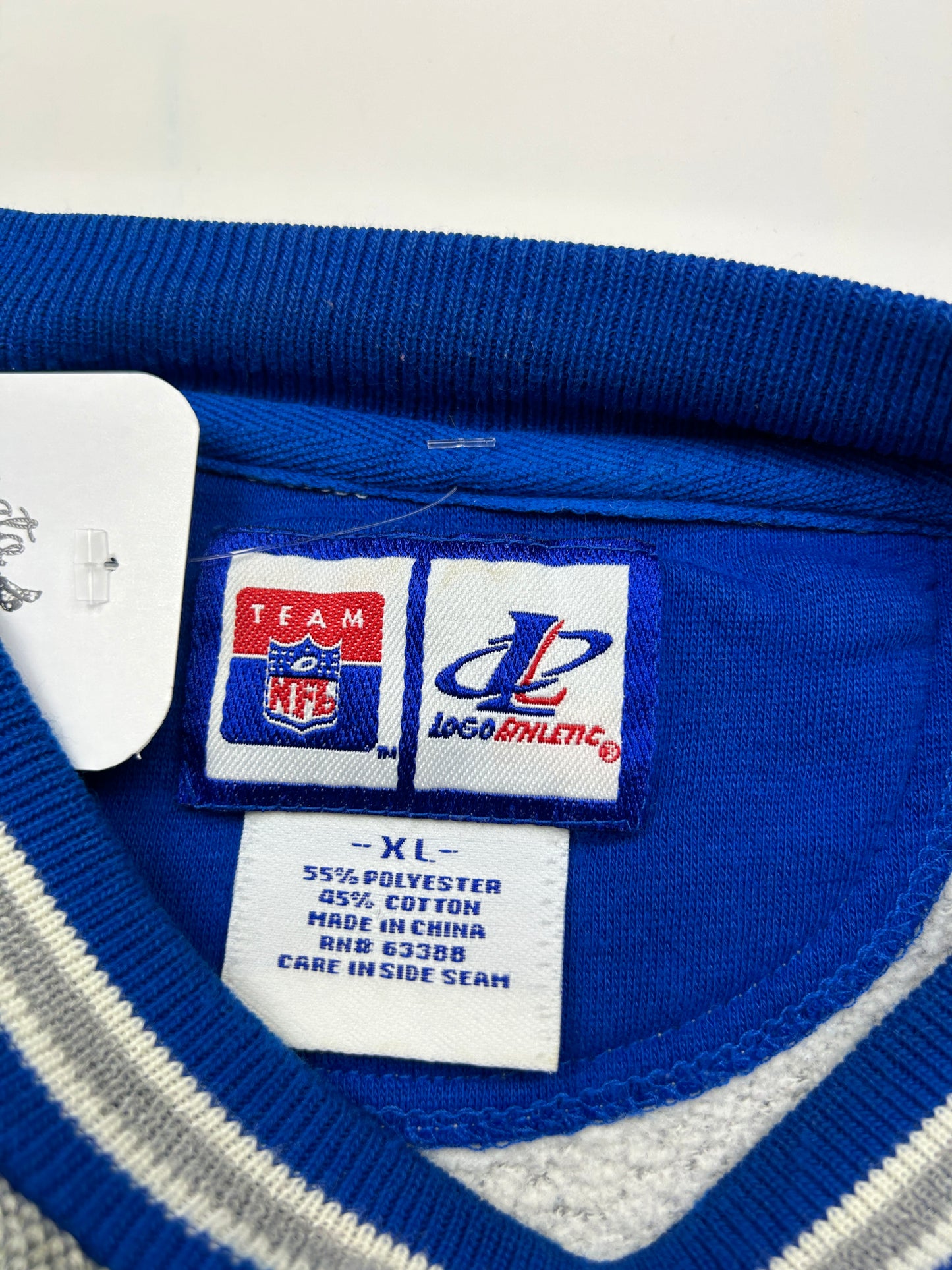 Vintage 90s Indianapolis Colts Embroidered NFL Logo Athletic Sweatshirt Size XL