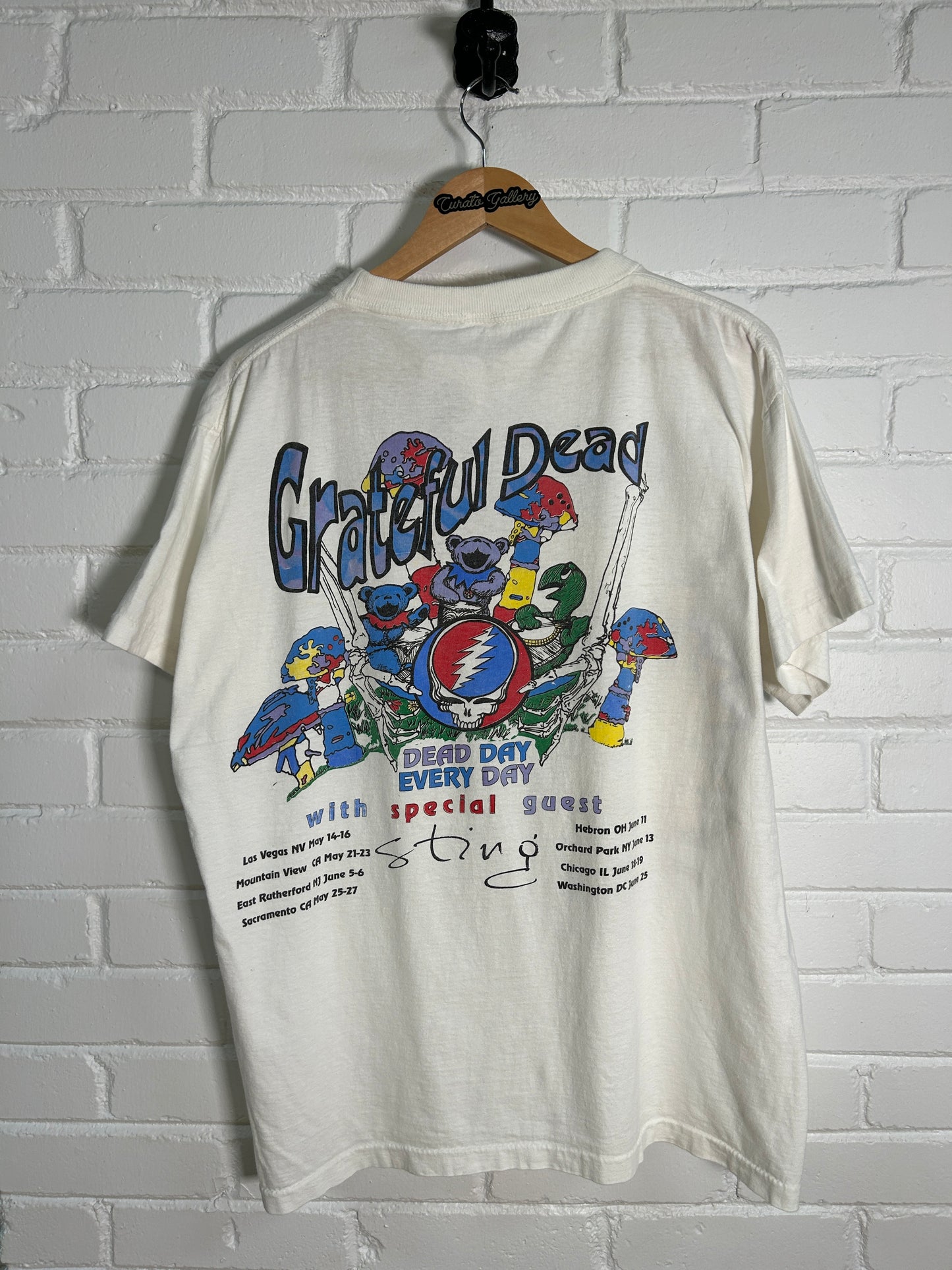 Vintage 1993 Grateful Dead Summer Tour Special Guest Sting Puff Print Music T-Shirt Size XL 90s