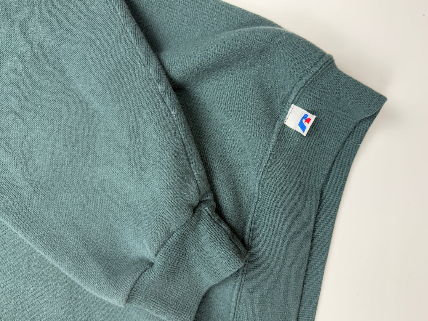 Russell Athletic Cropped Boxy Fit Blank Crewneck Sweatshirt Size L Muted Green