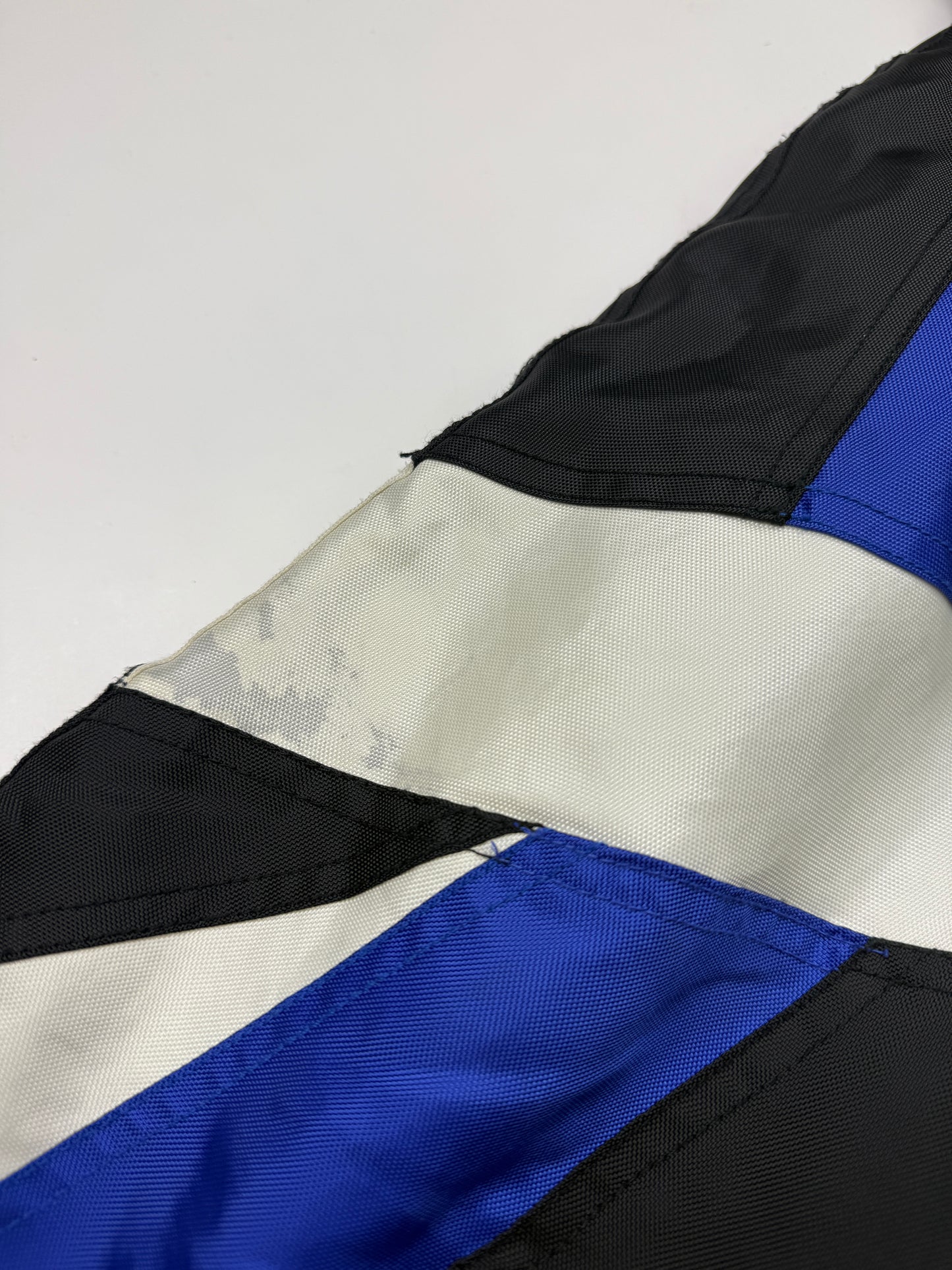 Vintage 90s Cold Wave Quilted Lined Snowmobile Jagged Edge Shockwave Insulated Jacket Size M