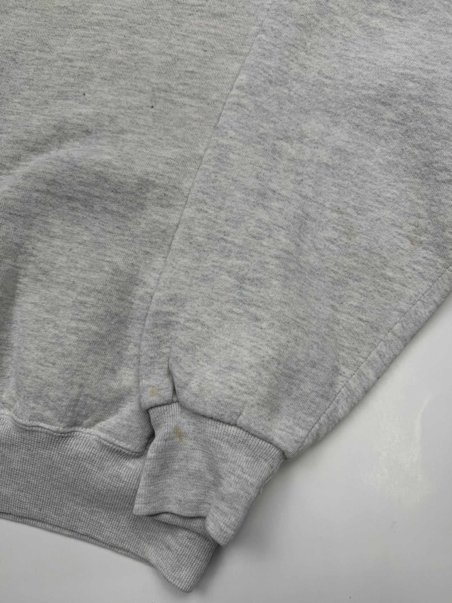 Vintage 90s Russell Athletic Cropped Boxy Fit Blank Crewneck Sweatshirt Size M Heather Gray