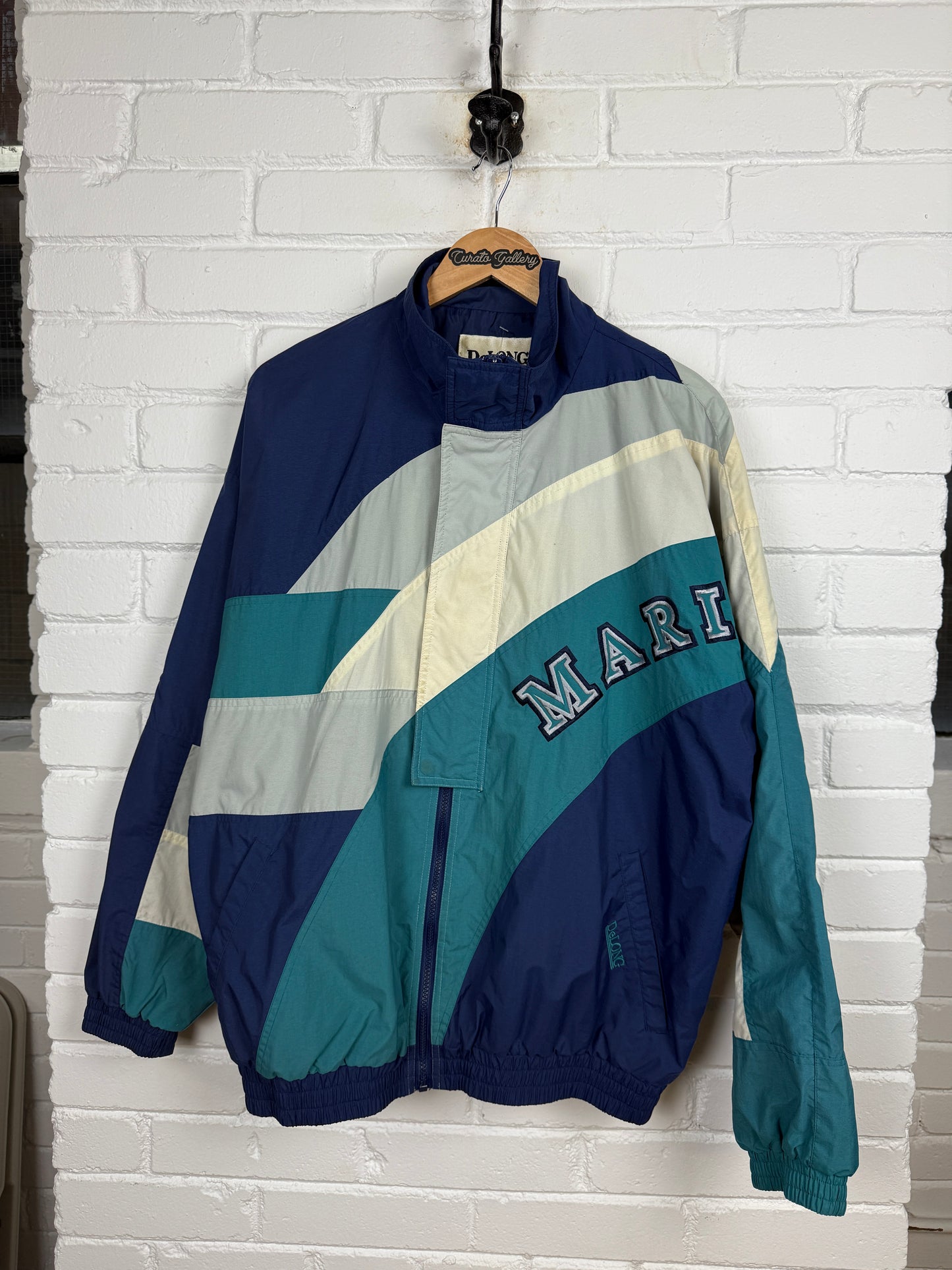 Vintage 90s Seattle Mariners MLB Baseball Embroidered Arc Spell Out Logo DeLong Windbreaker Jacket Size XL