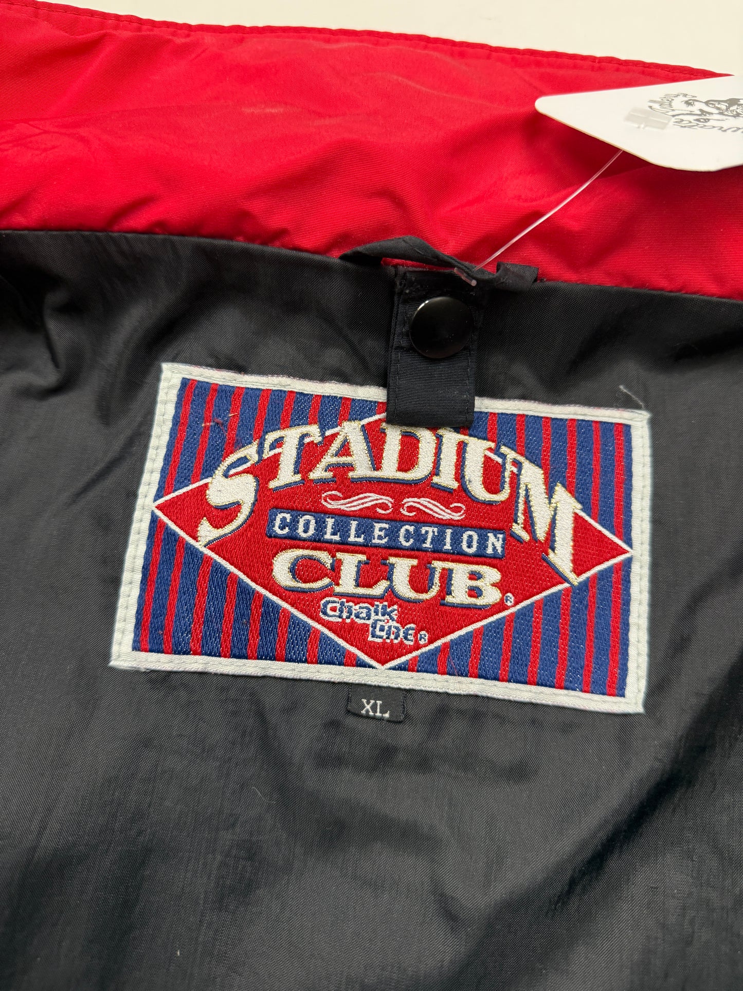 Vintage 90s Chicago Bulls NBA Chalk Lined Stadium Club Nylon Windbreaker Jacket Size XL