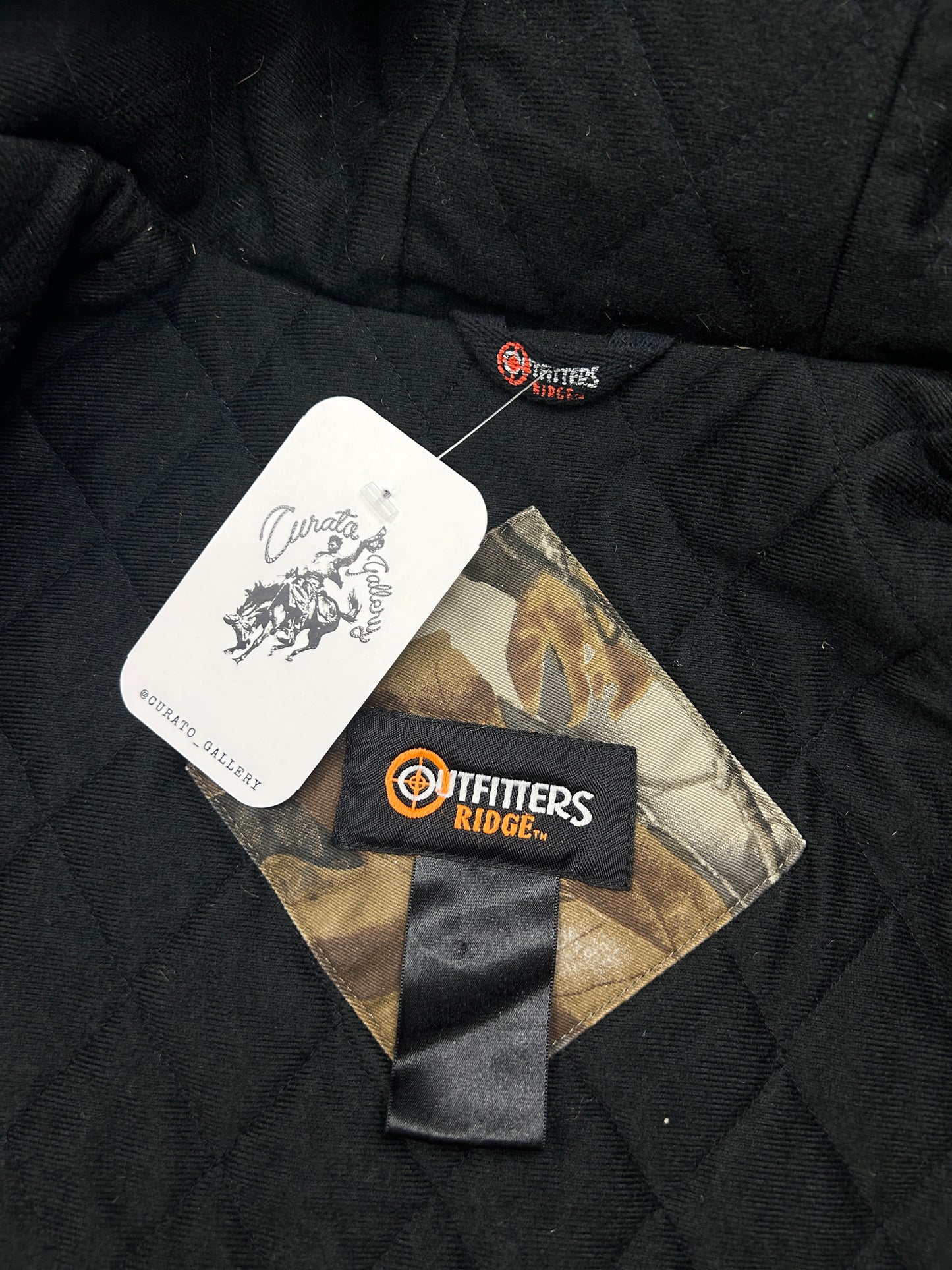 Outfitters Ridge Real Tree Hardwood Camo Insulated Hooded Bomber Jacket Size L