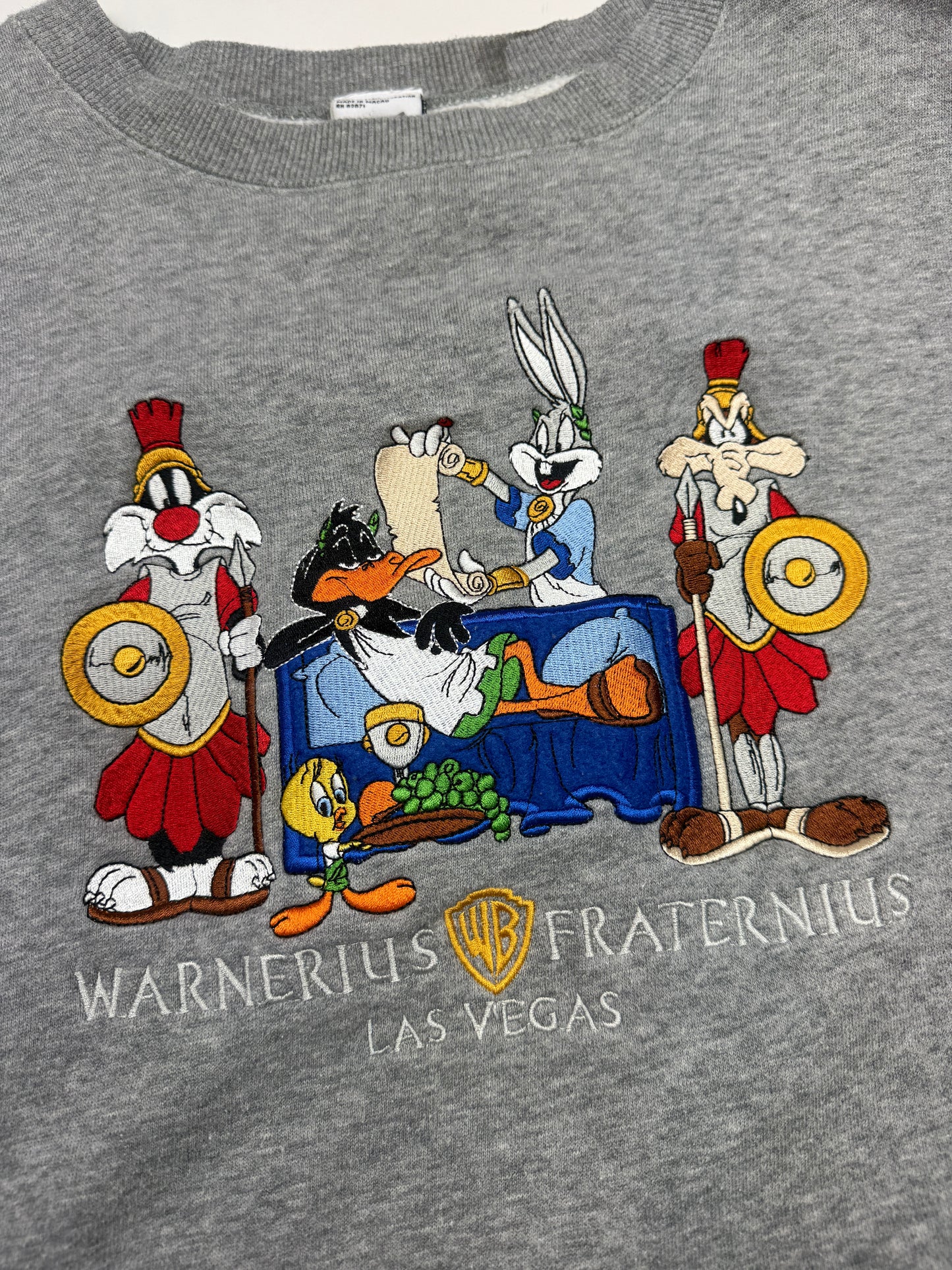 Vintage 90s Looney Tunes Las Vegas Warernius Fraternius Roman King Sweatshirt Size M