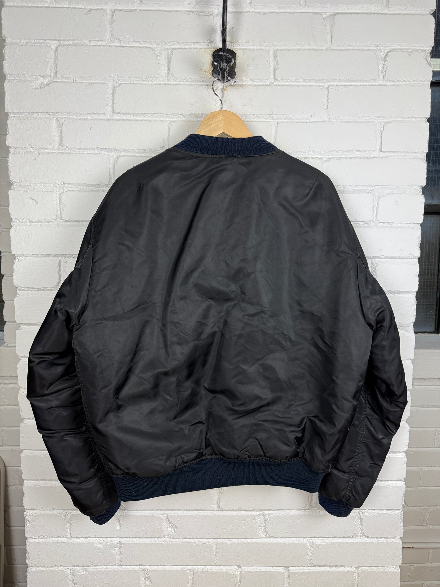 Vintage 90s Insulated Reversible Aviator Cropped Boxy Bomber Flight Jacket Size XL Black