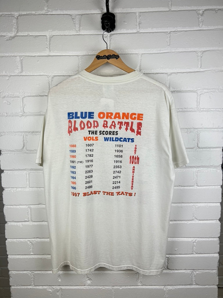 Vintage 1997 Tennessee Volunteers Blast The Kats NCAA Football T Shirt Size XL 90s