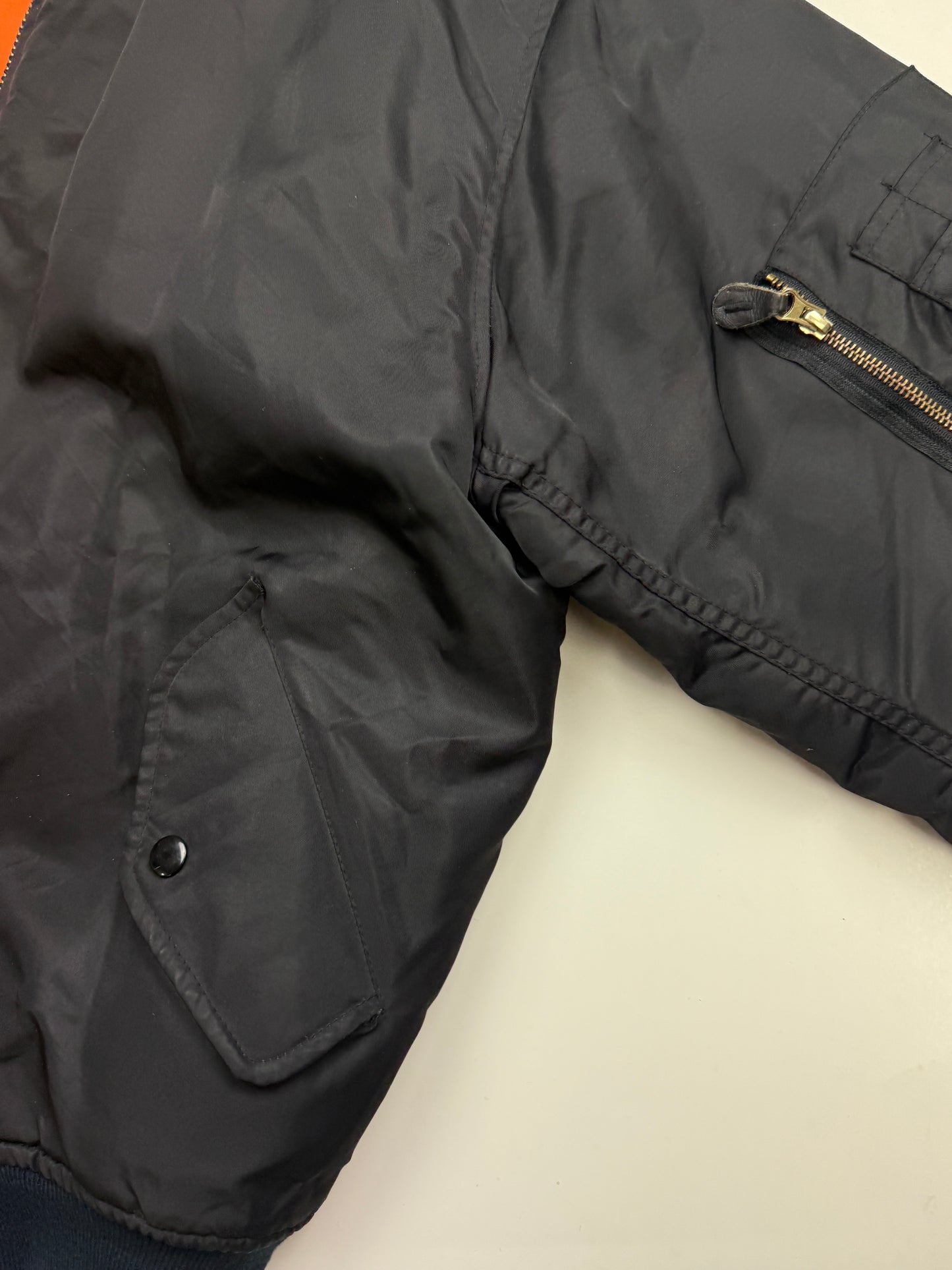Vintage 90s Insulated Reversible Aviator Cropped Boxy Bomber Flight Jacket Size XL Black