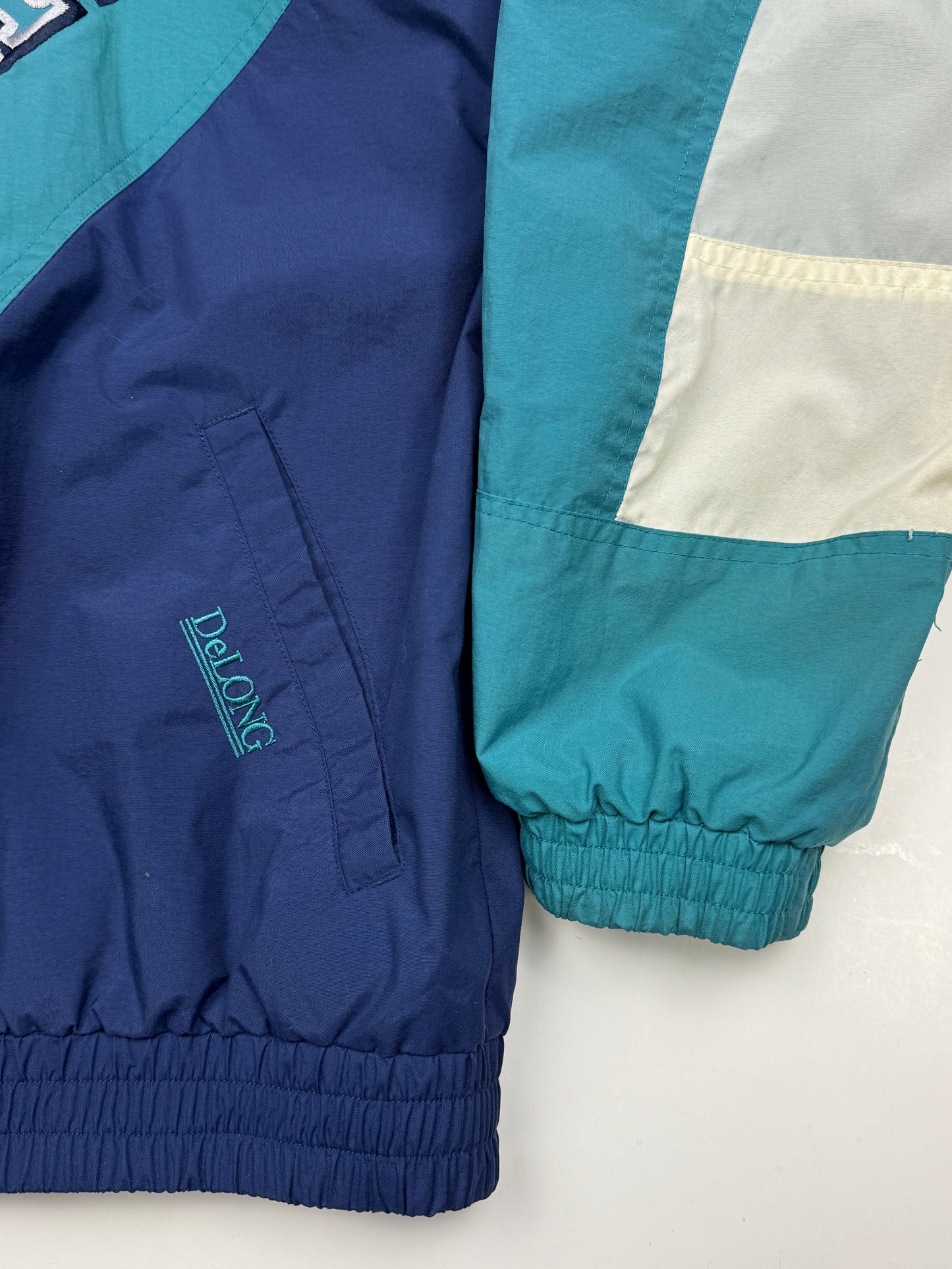 Vintage 90s Seattle Mariners MLB Baseball Embroidered Arc Spell Out Logo DeLong Windbreaker Jacket Size XL