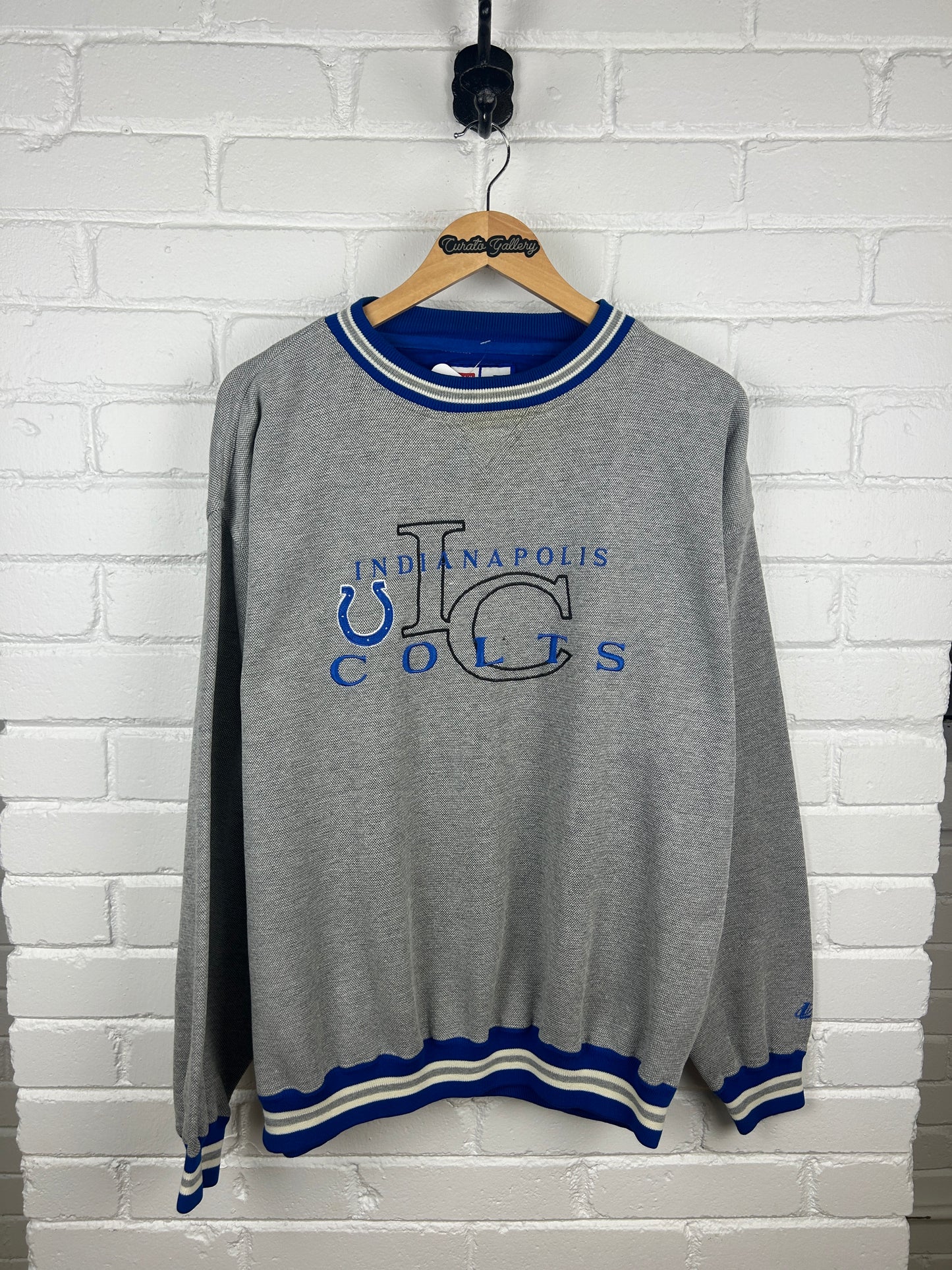 Vintage 90s Indianapolis Colts Embroidered NFL Logo Athletic Sweatshirt Size XL