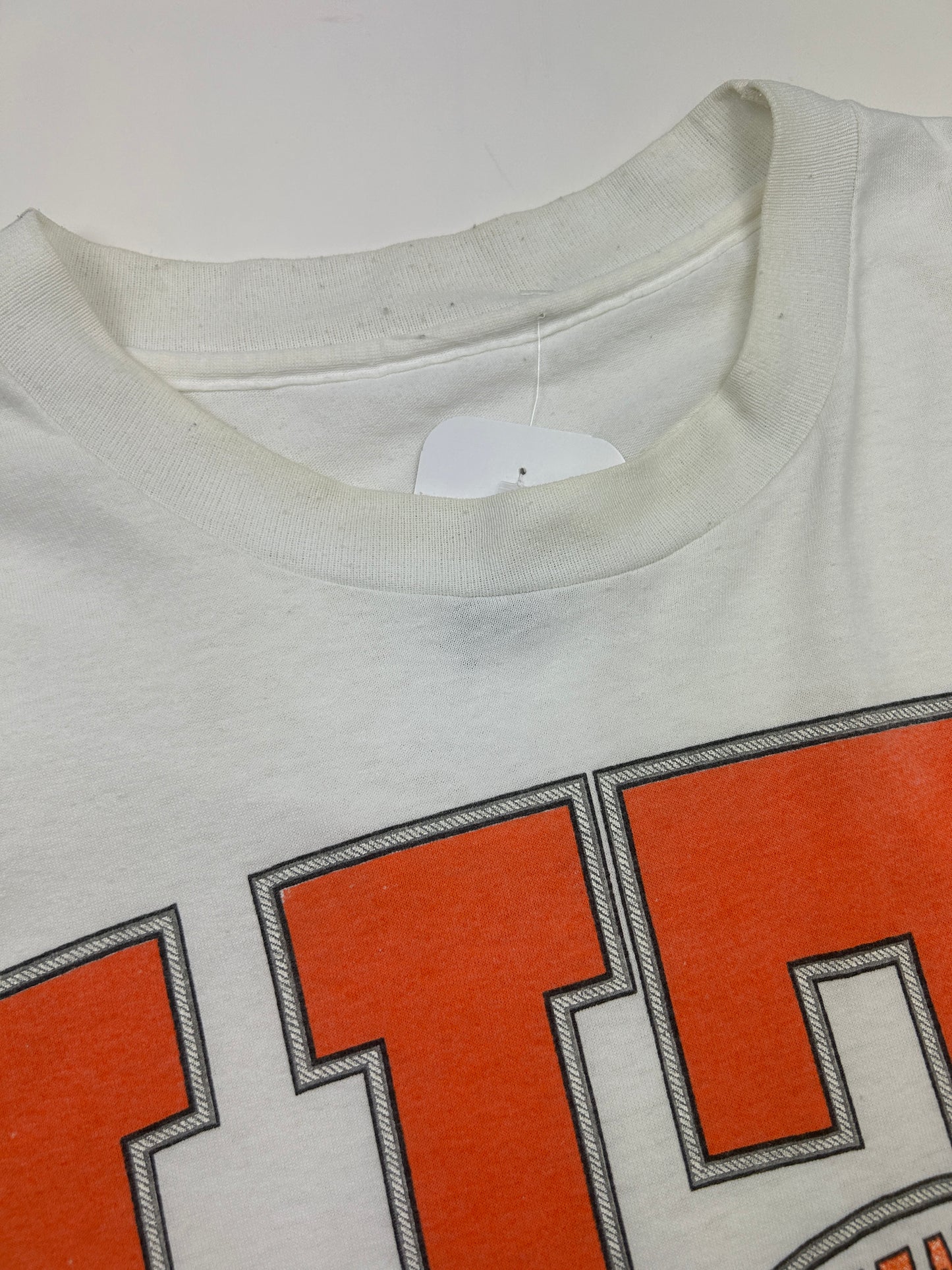 Vintage 90s University Of Tennessee Volunteers Big Graphic Spell Out T Shirt Size XL