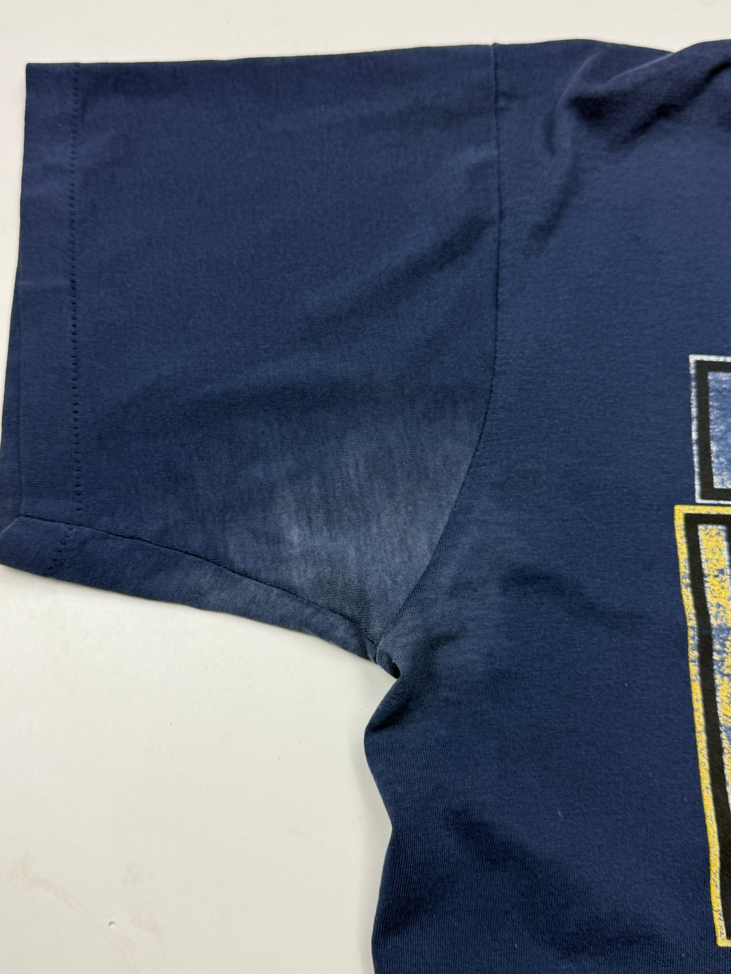 Vintage 90s University Of Michigan Wolverines UOFM Collegiate Graphic T Shirt Size XL Blue