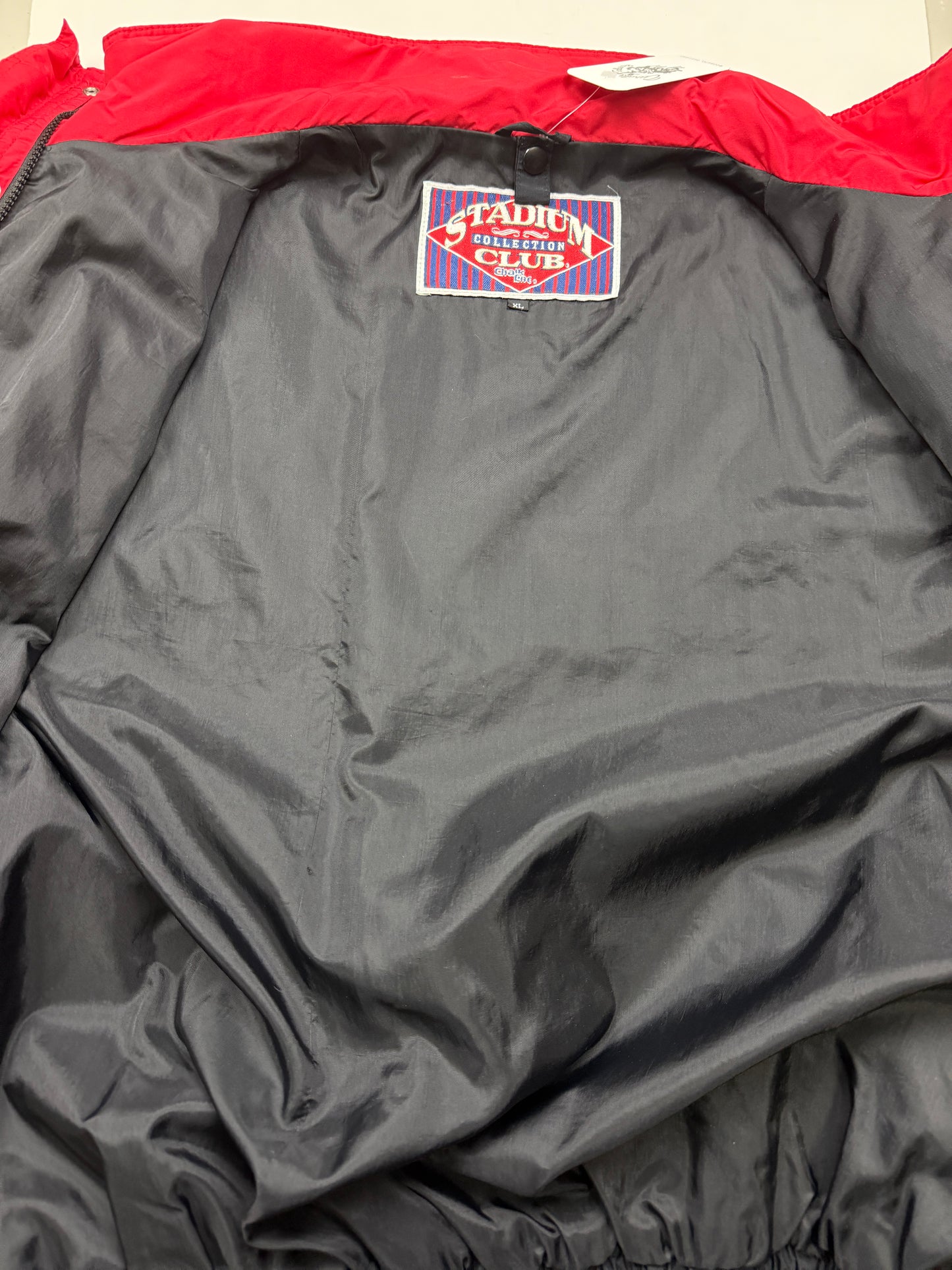 Vintage 90s Chicago Bulls NBA Chalk Lined Stadium Club Nylon Windbreaker Jacket Size XL