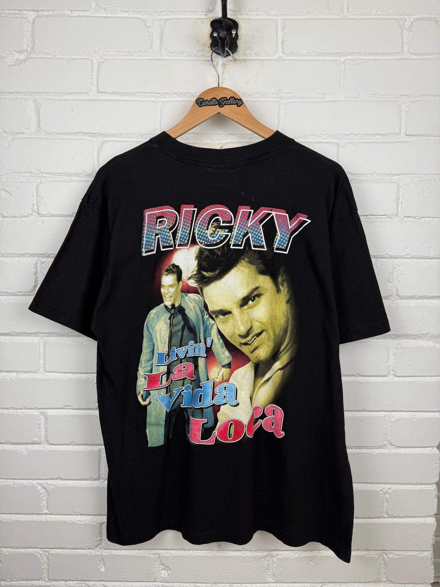 Vintage Ricky Martin Living La Vida Loca Parking Lot Spanish Music T Shirt Size L