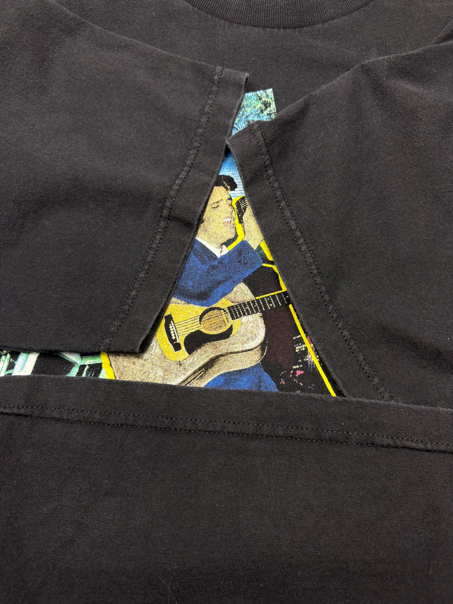 Vintage 1998 Elvis Presley From Tupelo To Memphis King Of Rock And Roll T Shirt Size XL 90s