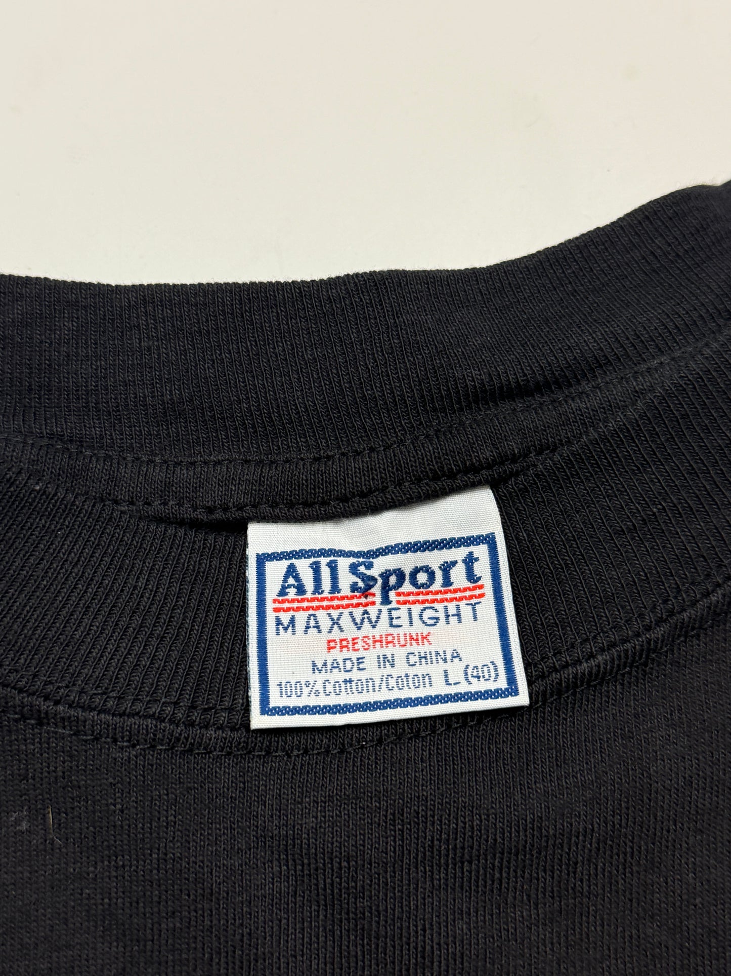 Vintage Ricky Martin Living La Vida Loca Parking Lot Spanish Music T Shirt Size L