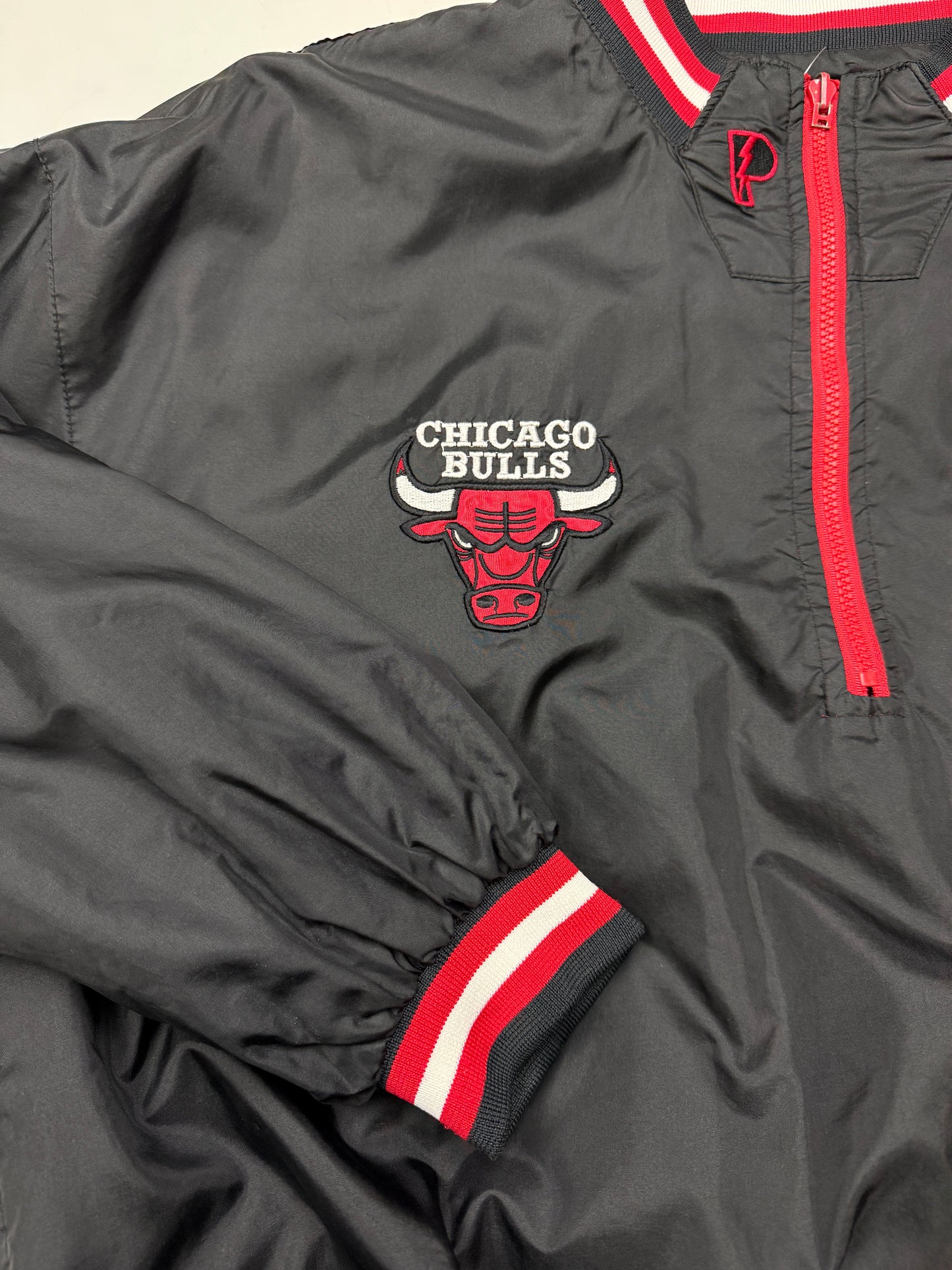 Vintage 90s Chicago Bulls NBA Pro Player Reversible 1/2 Zip Windbreaker Jacket Size XL