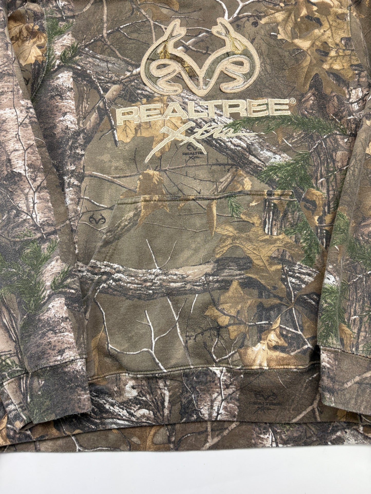 Real Tree XTRA Embroidered Logo All Over Print Camo Hooded Sweatshirt Size XL