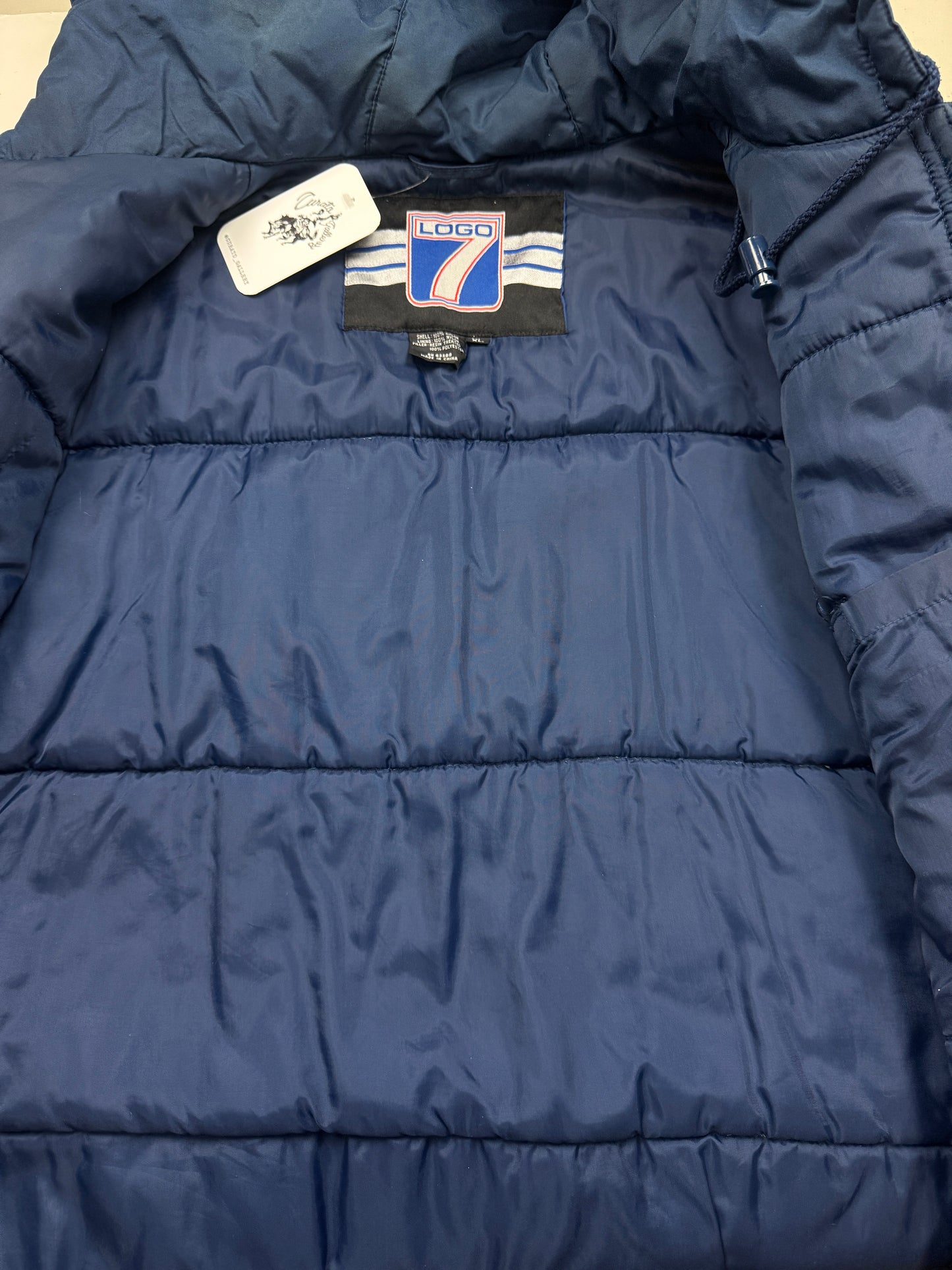 Vintage 80s/90s Michigan Wolverines Embroidered Logo NCAA Logo 7 Insulated Bomber Jacket Size XL