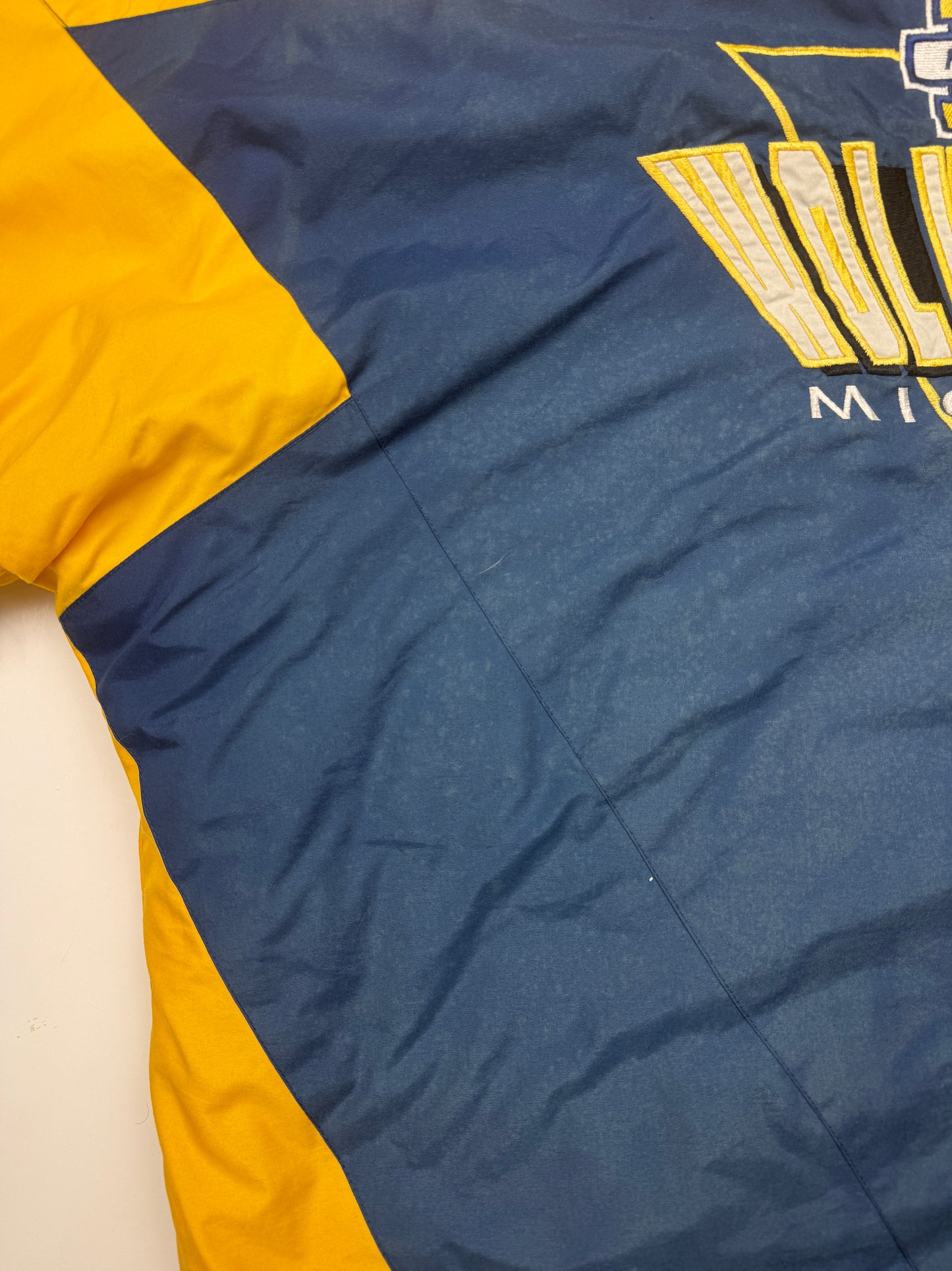 Vintage 80s/90s Michigan Wolverines Embroidered Logo NCAA Logo 7 Insulated Bomber Jacket Size XL