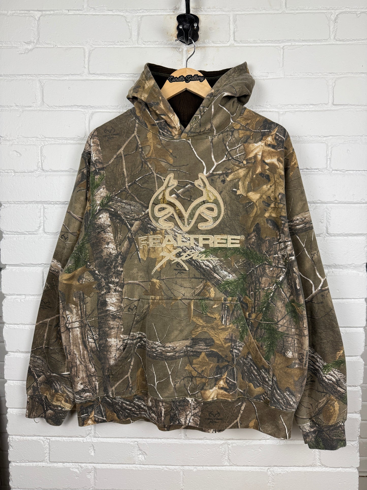 Real Tree XTRA Embroidered Logo All Over Print Camo Hooded Sweatshirt Size XL