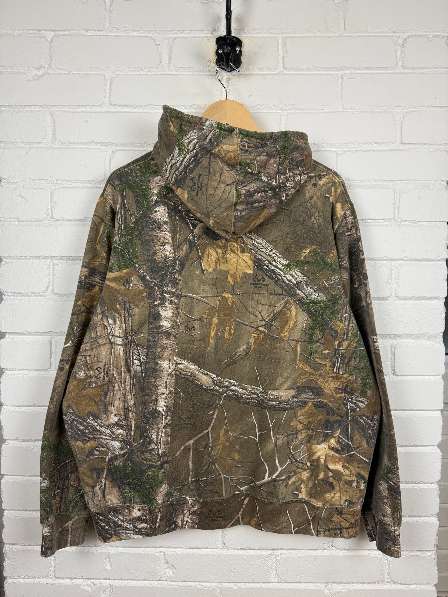 Real Tree XTRA Embroidered Logo All Over Print Camo Hooded Sweatshirt Size XL