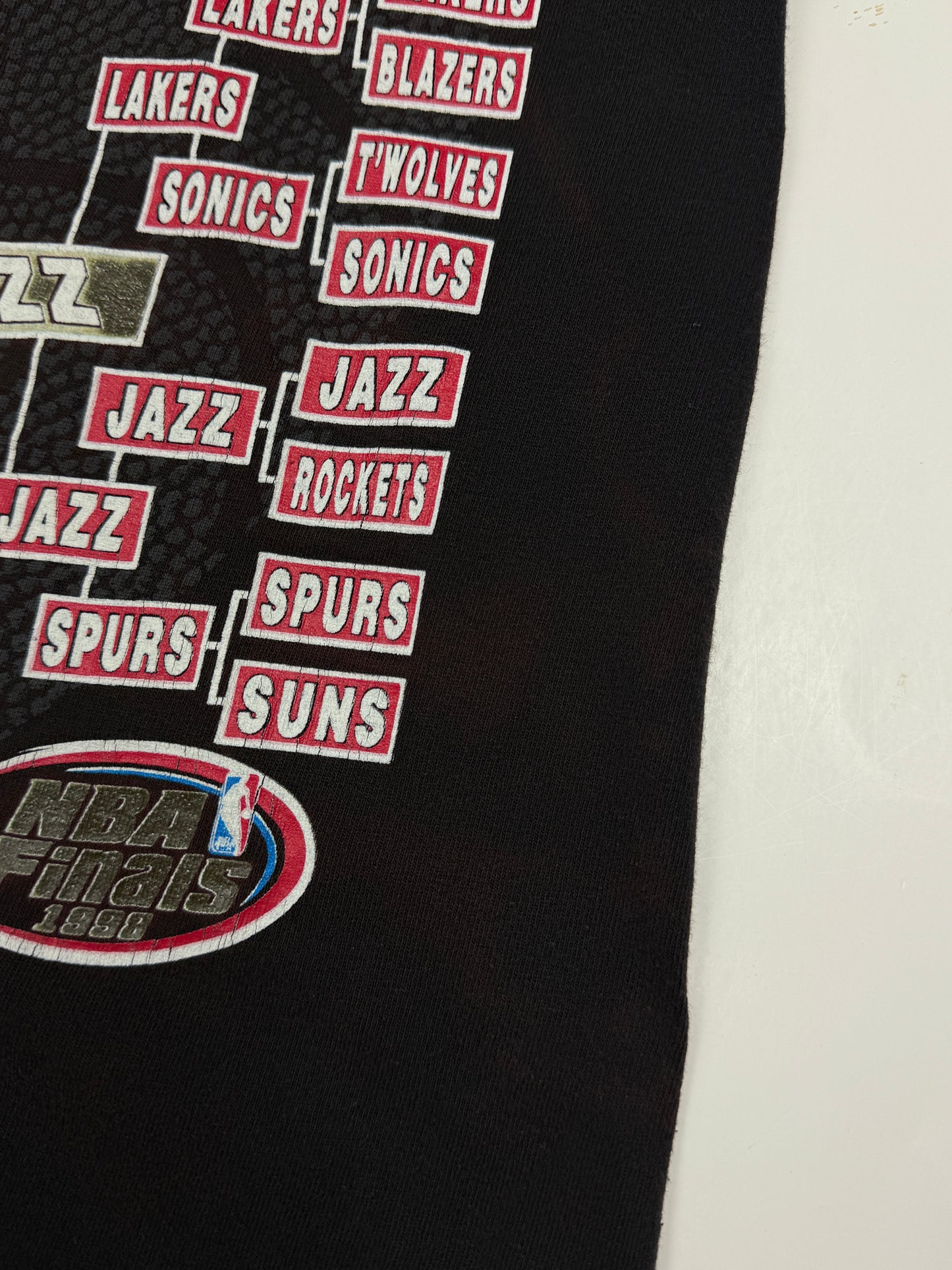 vintage 1998 Chicago Bulls NBA Champs Road To The Finals Stats Front & Back Graphic T Shirt Size L 90s