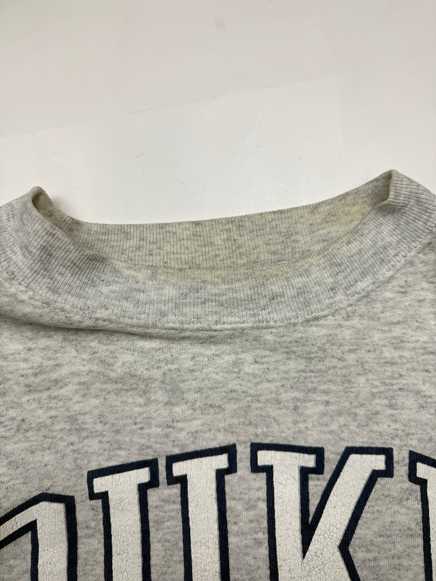 Vintage 90s Duke Blue Devils NCAA Collegiate Crest Front & Back Graphic Sweatshirt Size XL