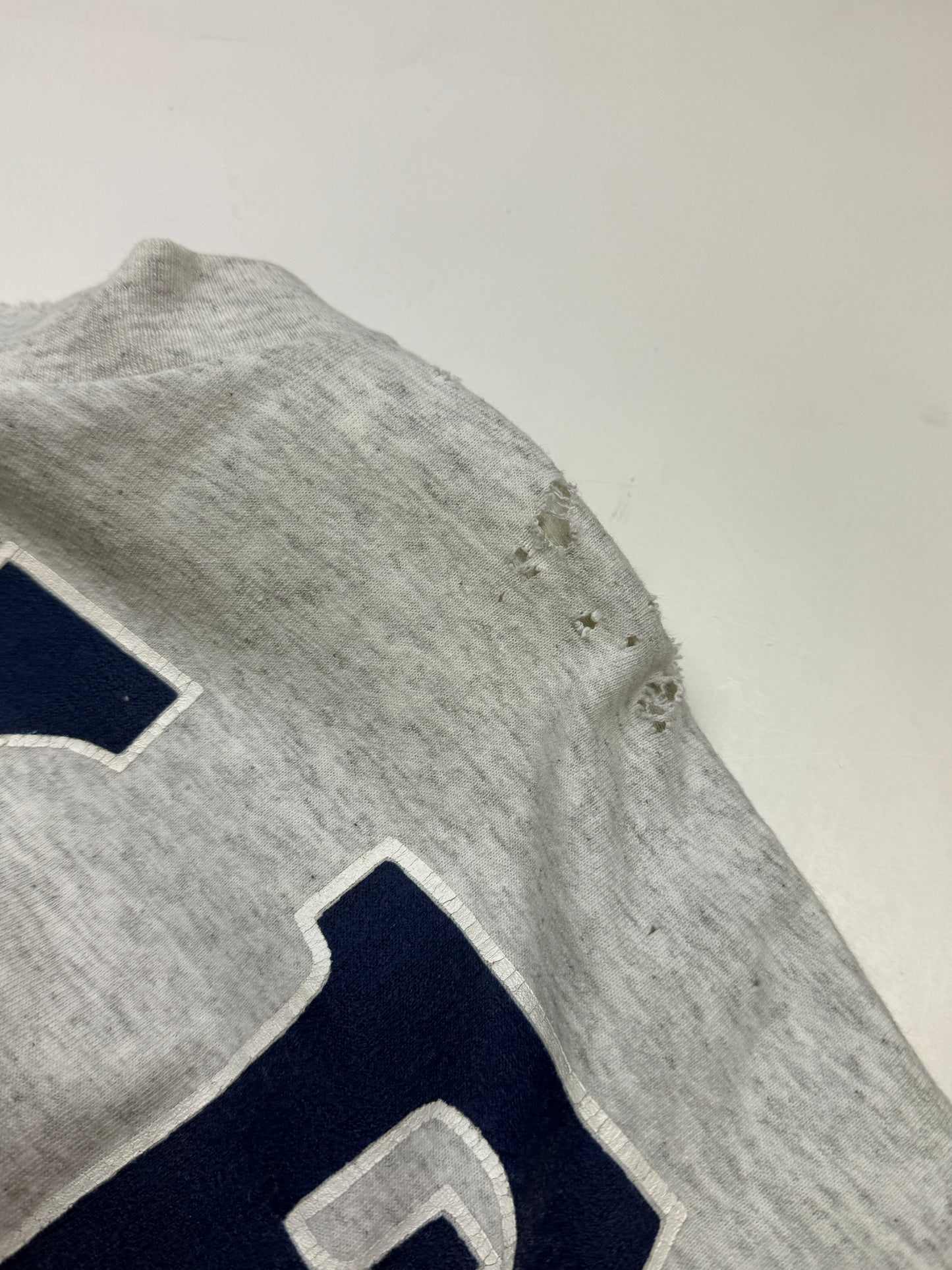 Vintage 90s Duke Blue Devils NCAA Big Spell Out Basketball Graphic T Shirt Size XXL