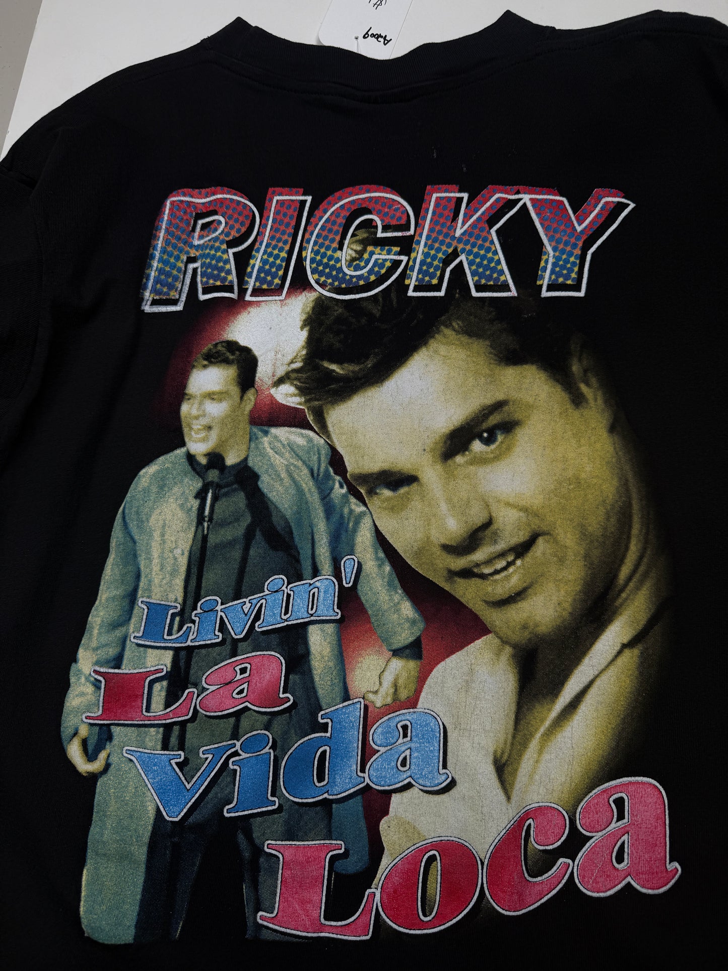 Vintage Ricky Martin Living La Vida Loca Parking Lot Spanish Music T Shirt Size L