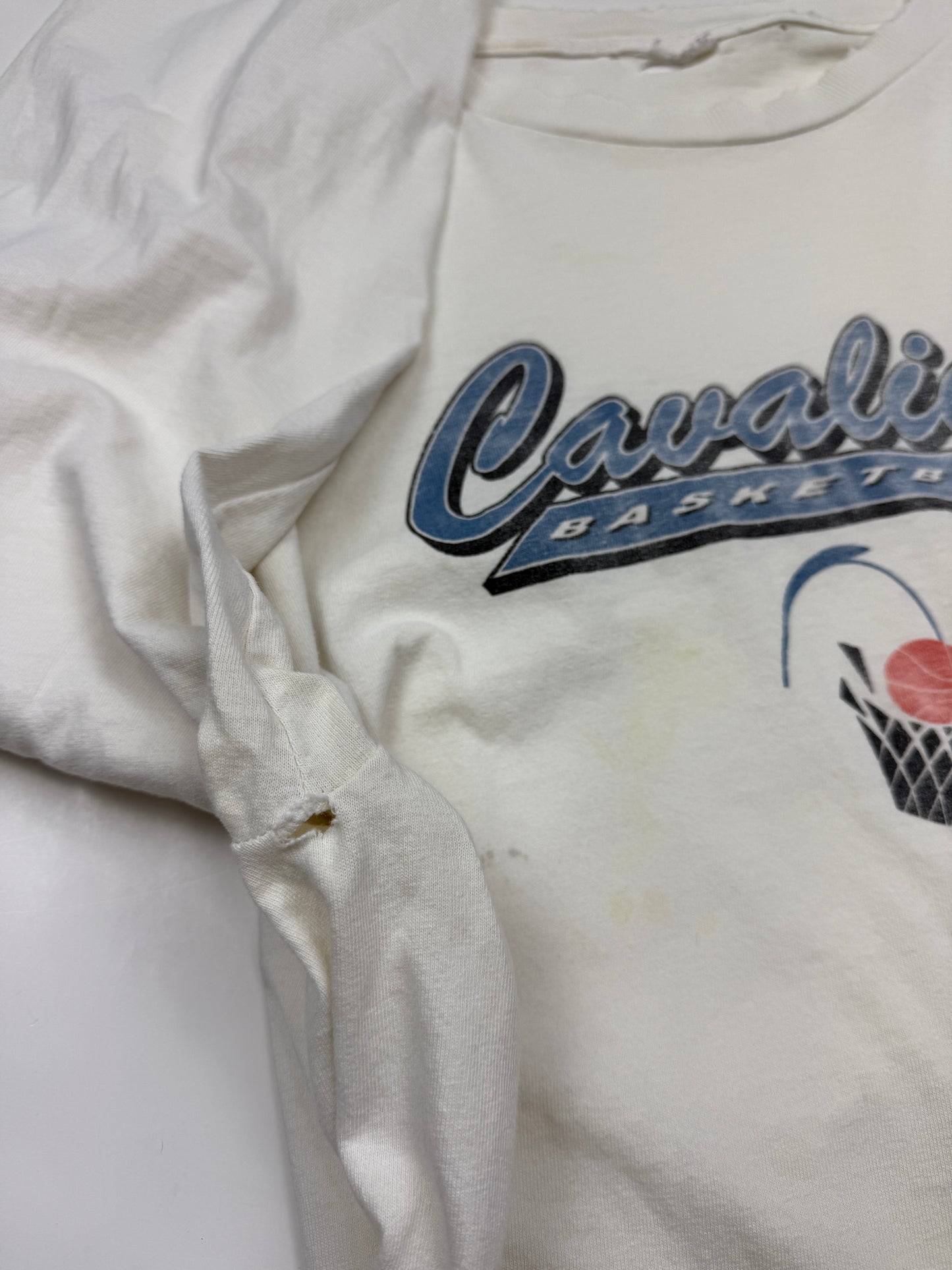 Vintage Cleavland Cavaliers NBA Basketball Script Graphic Long Sleeve T Shirt XL