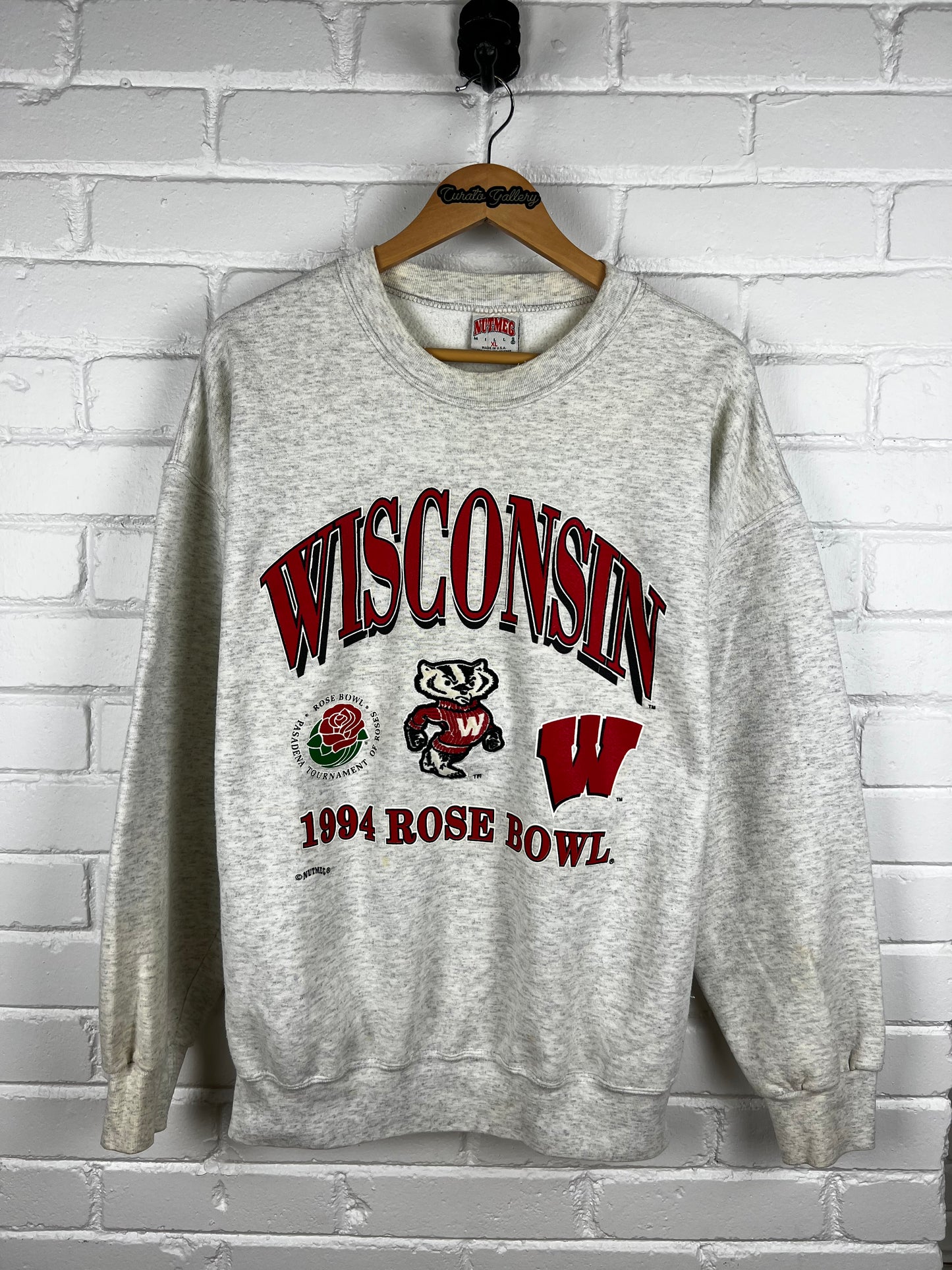 Vintage 1994 Wisconsin Badgers Rose Bowl Football NCAA Nutmeg Sweatshirt Size XL 90s