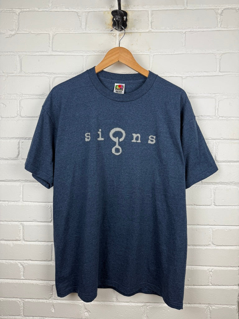 Vintage 2002 Signs Movie Promo Sigil Alien Graphic Movie Promo T Shirt Size XL
