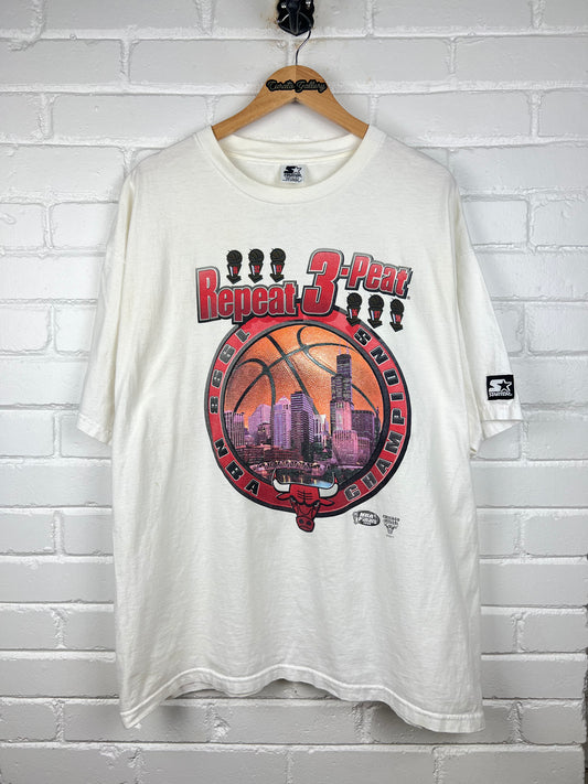 Vintage 1998 Chicago Bulls NBA Champs Repeat 3 Peat City Skyline Starter T Shirt Size XXL