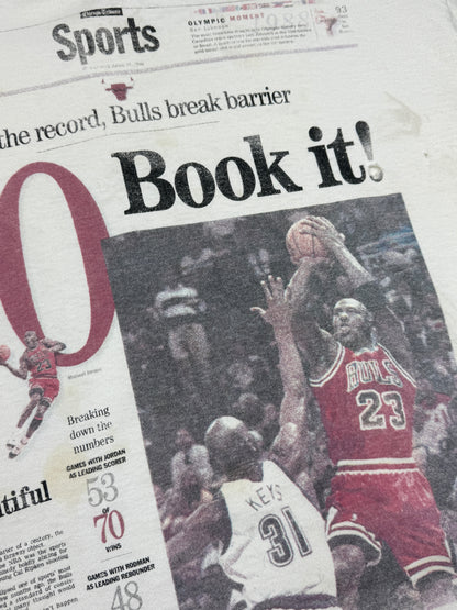 Vintage 1996 Chicago Bulls 70 Book It Front Pages Newspaper NBA T Shirt Size L 90s