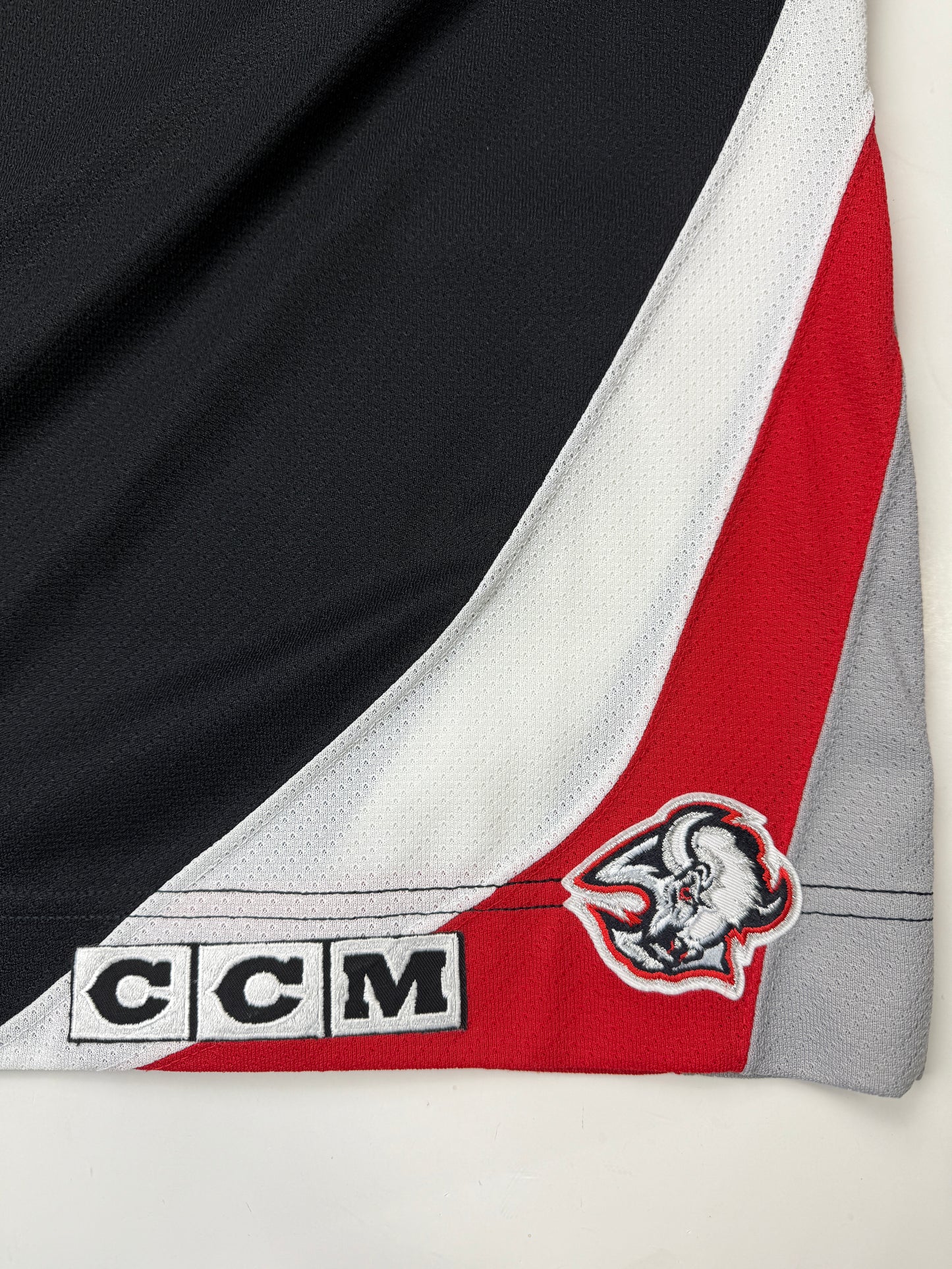 Vintage 90s Buffalo Sabres Goat Head Stitched CCM Hockey Jersey Size M Black