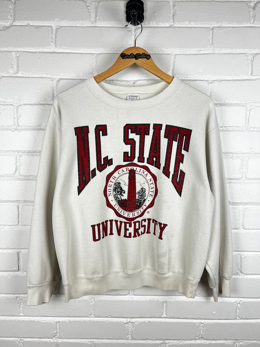 Vintage 90s NC State University Wolf Pack Collegiate Crest Graphic Sweatshirt Size M