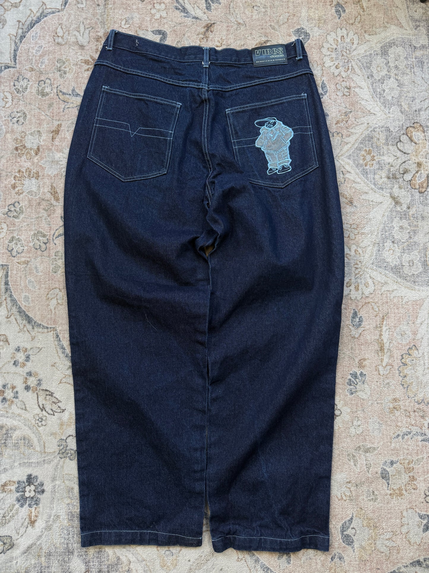 Vintage Y2K Vibes Jeans Embroidered Back Pocket Dark Blue Baggy Denim Pants Size 38W