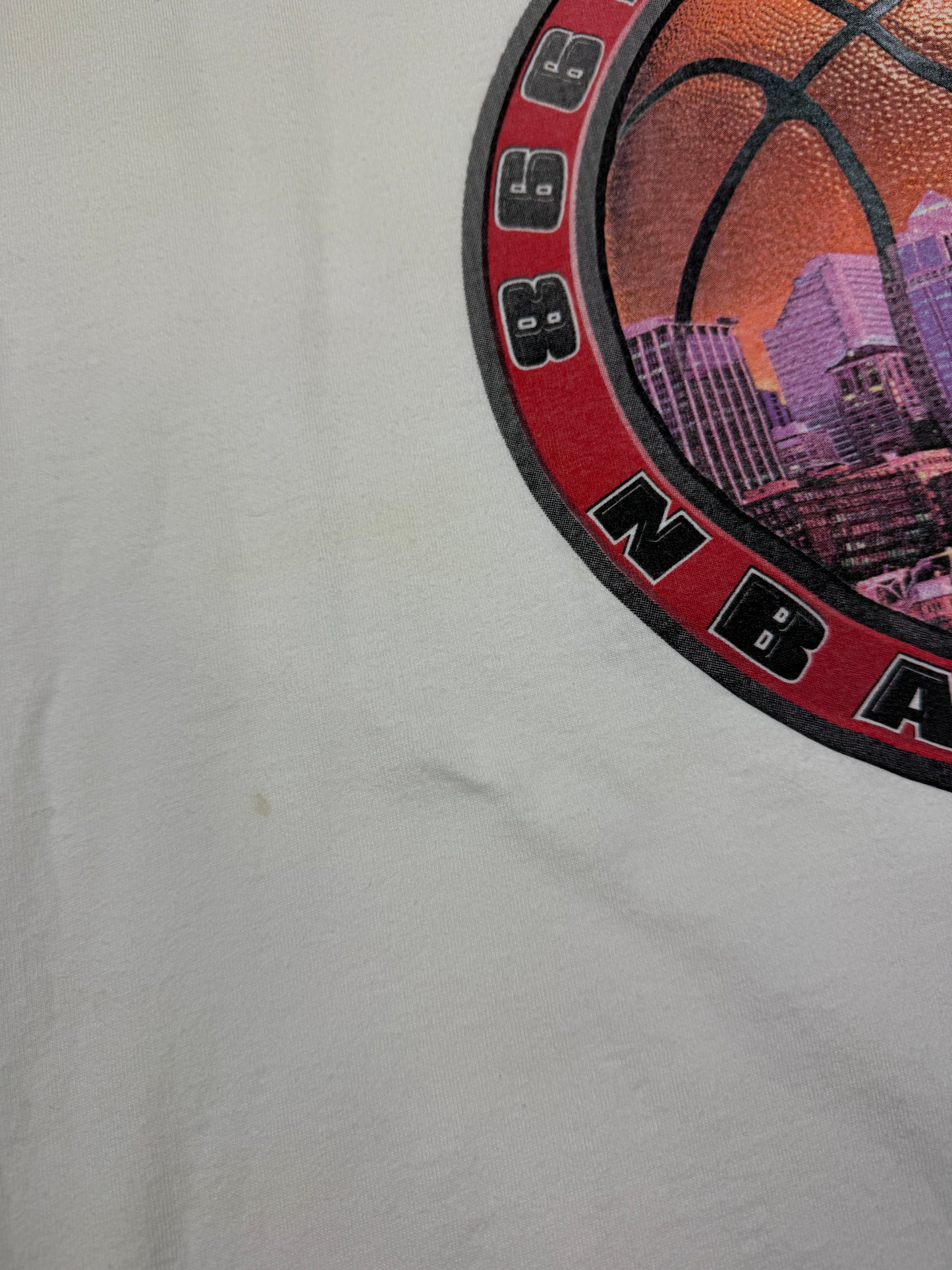 Vintage 1998 Chicago Bulls NBA Champs Repeat 3 Peat City Skyline Starter T Shirt Size XXL