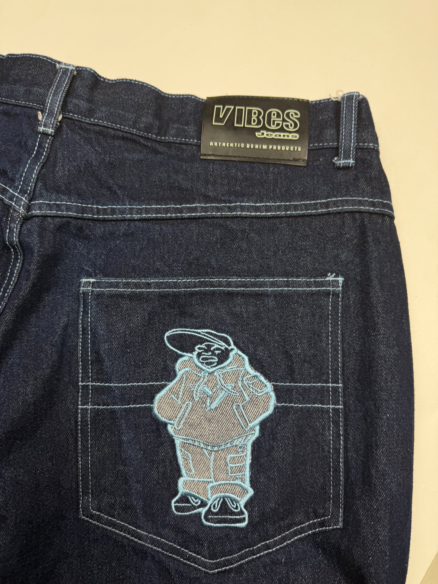 Vintage Y2K Vibes Jeans Embroidered Back Pocket Dark Blue Baggy Denim Pants Size 38W