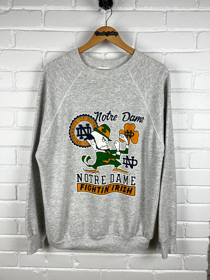 Vintage 80s Notre Dame Fighting Irish Colliegate Crest Graphic Sweatshirt Size XL