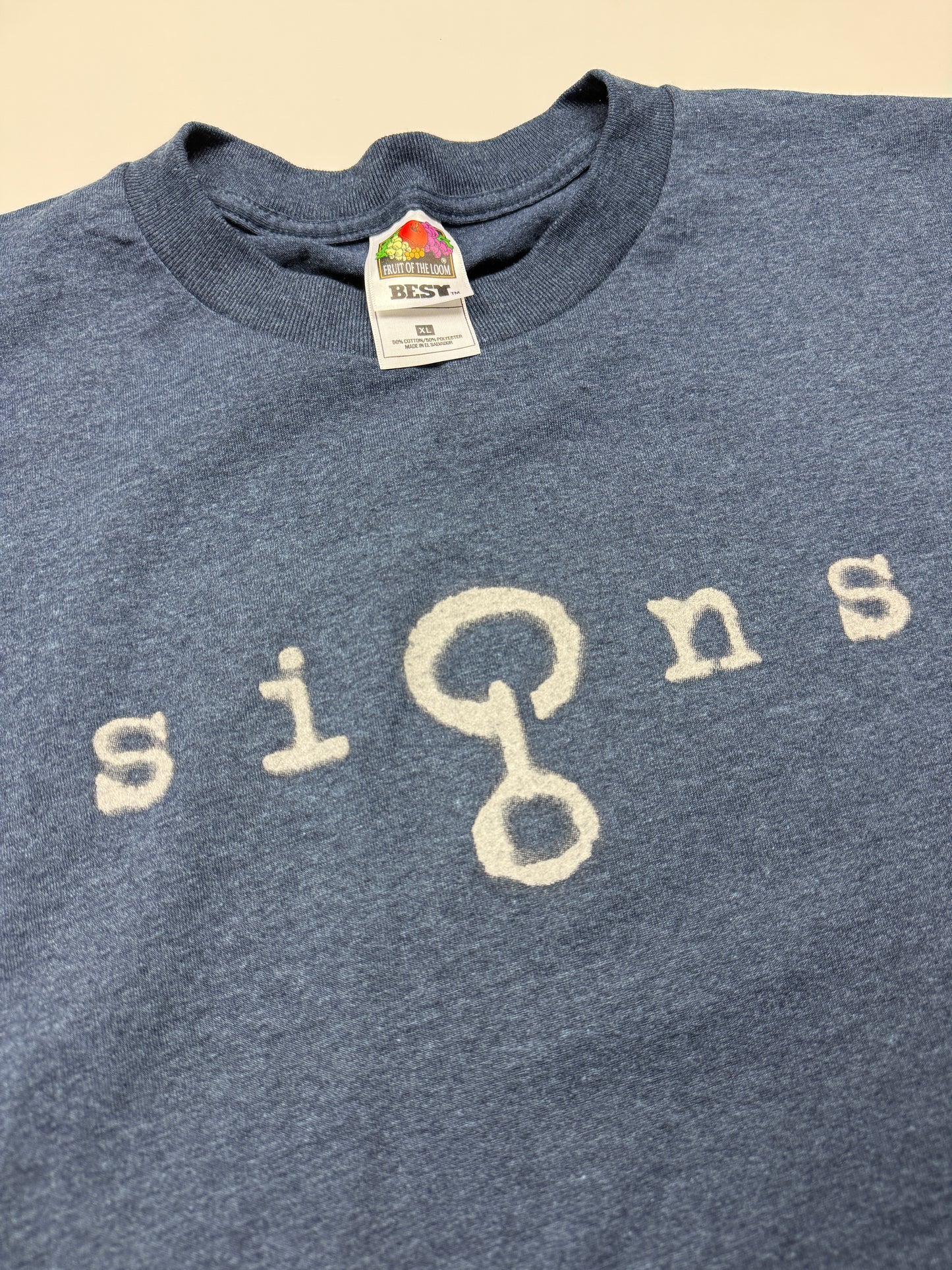 Vintage 2002 Signs Movie Promo Sigil Alien Graphic Movie Promo T Shirt Size XL