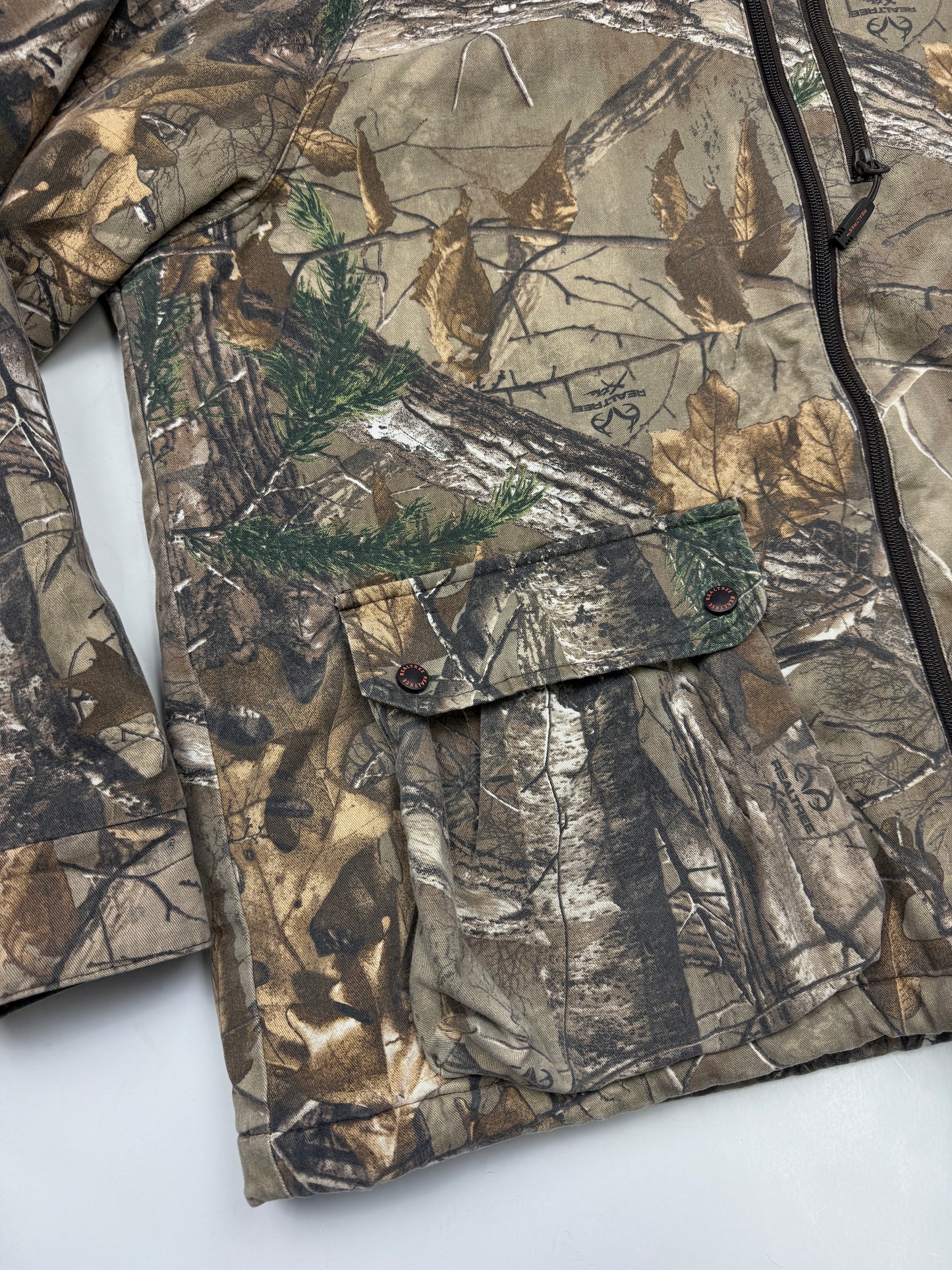 Real Tree XTRA Camo Embroidered Spell Out Insulated Hooded Jacket Size XL