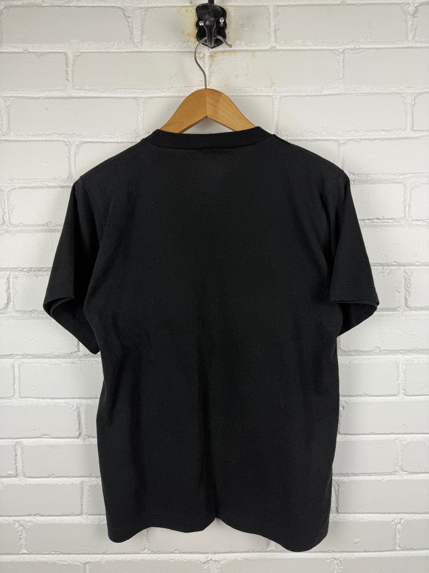 Vintage 90s Vancouver Grizzlies Break Through NBA Ravens Graphic T Shirt Size S