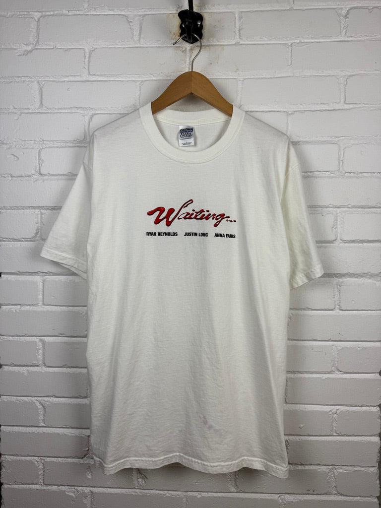 Vintage 2005 Waiting Movie Promo Ryan Reynolds Justin Long T Shirt Size L