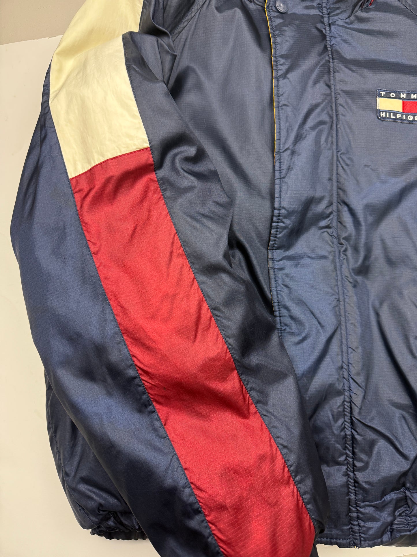 Vintage 90s Tommy Hilfiger Embroidered Flag Down Feathers Insulated Puffer Jacket Size L