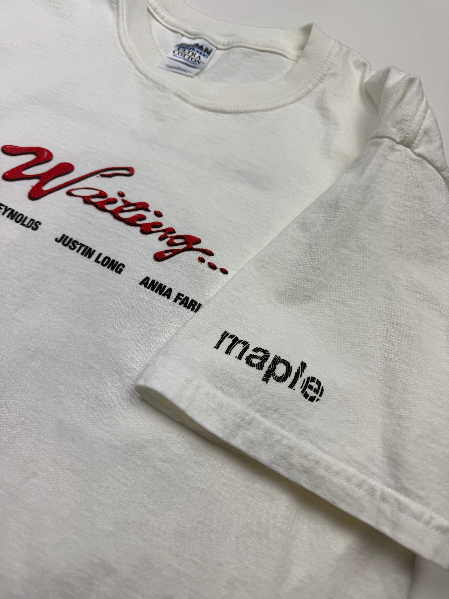 Vintage 2005 Waiting Movie Promo Ryan Reynolds Justin Long T Shirt Size L