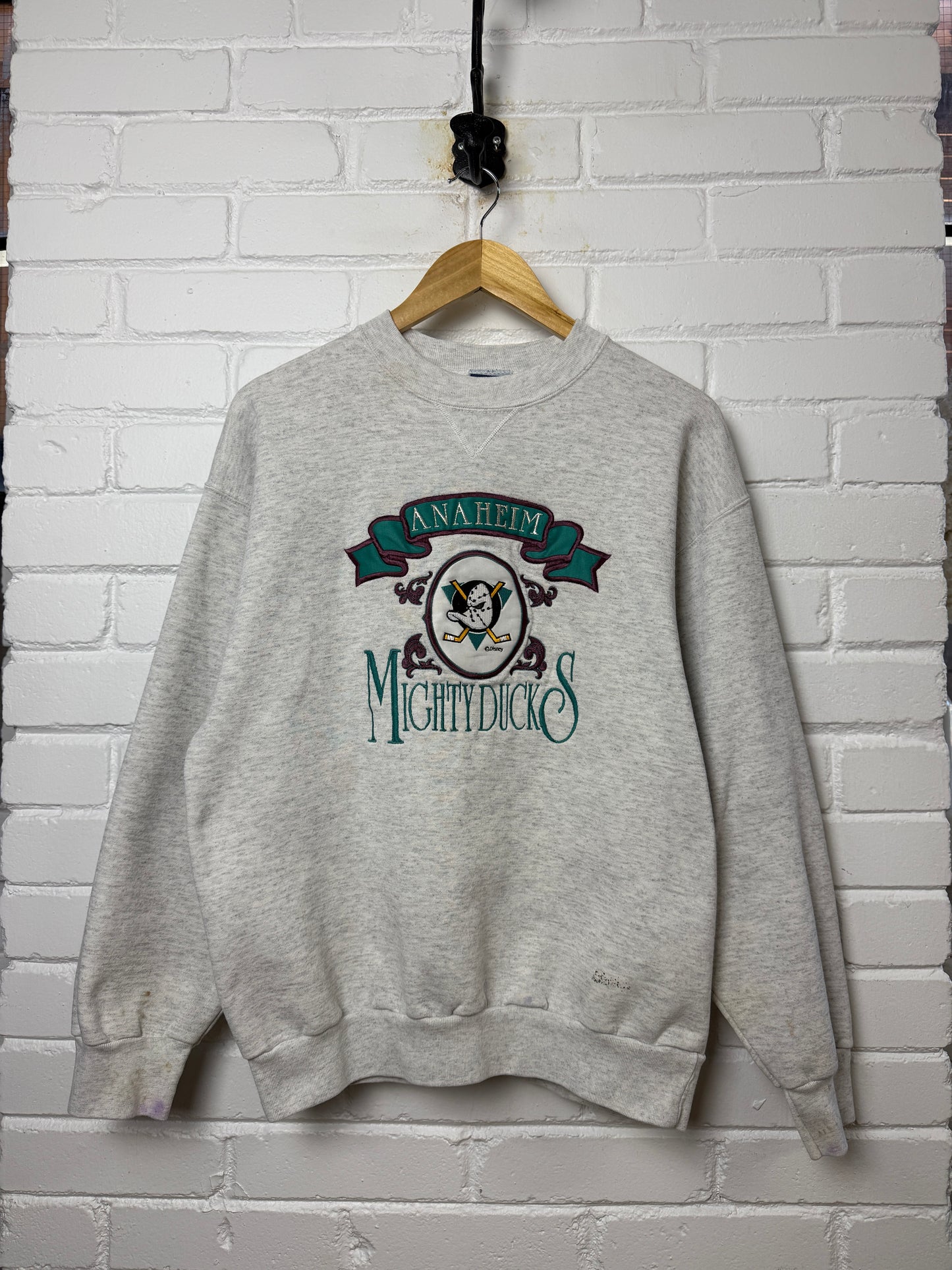 Vintage 90s Anaheim Mighty Ducks NHL Embroidered Crest Crewneck Sweatshirt Size L